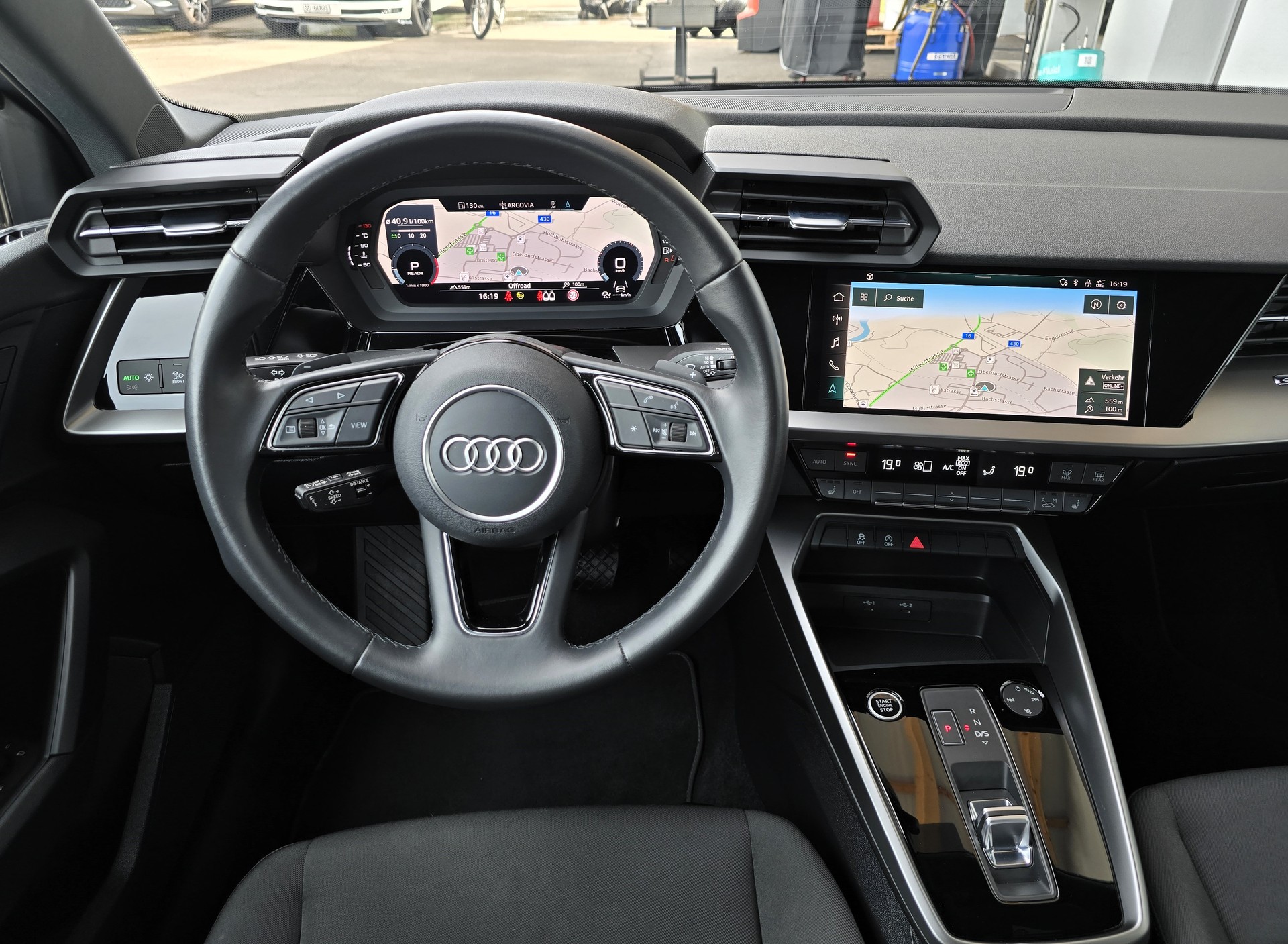 AUDI A3 Sportback 40 TFSI advanced quattro-image-6
