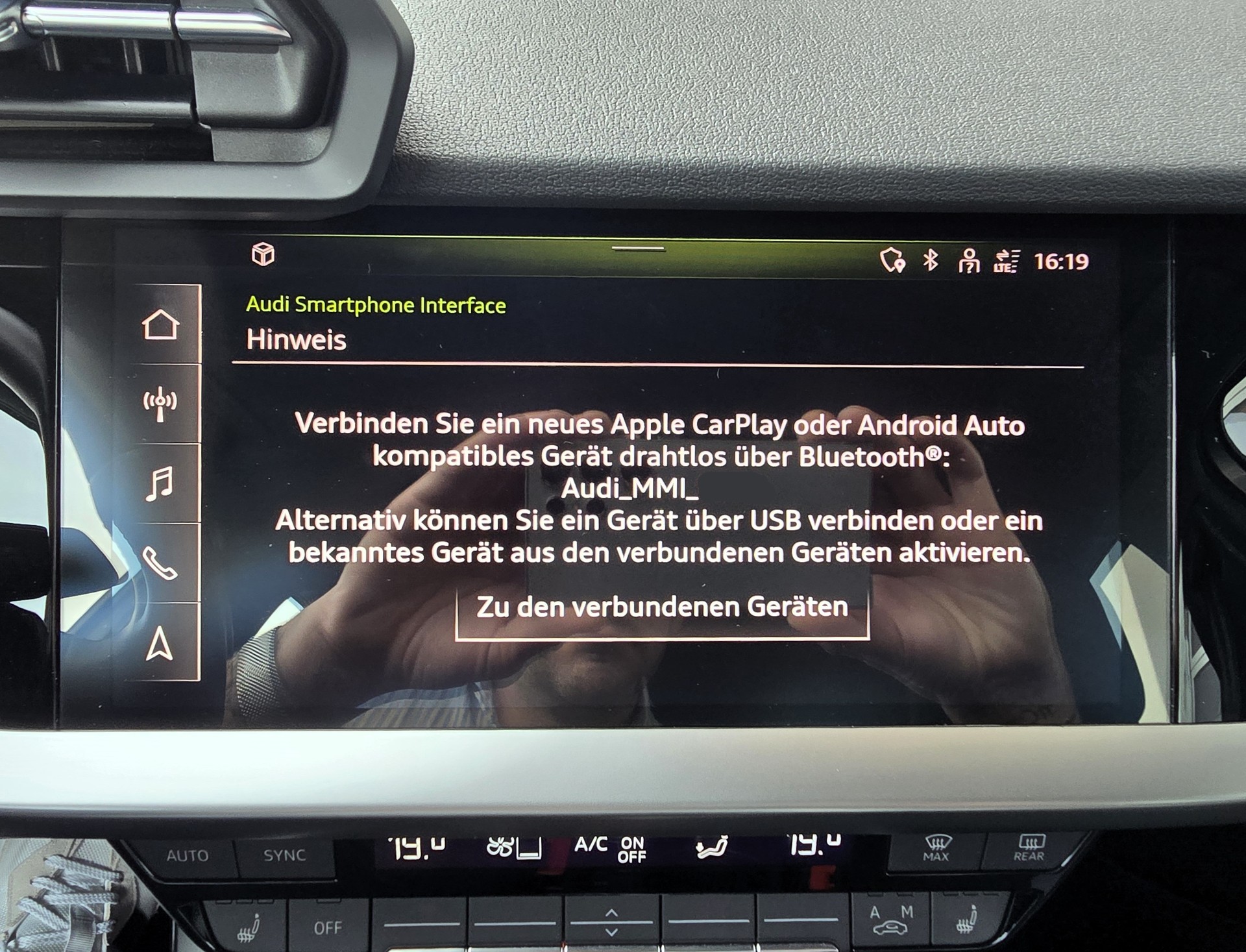 AUDI A3 Sportback 40 TFSI advanced quattro-image-17
