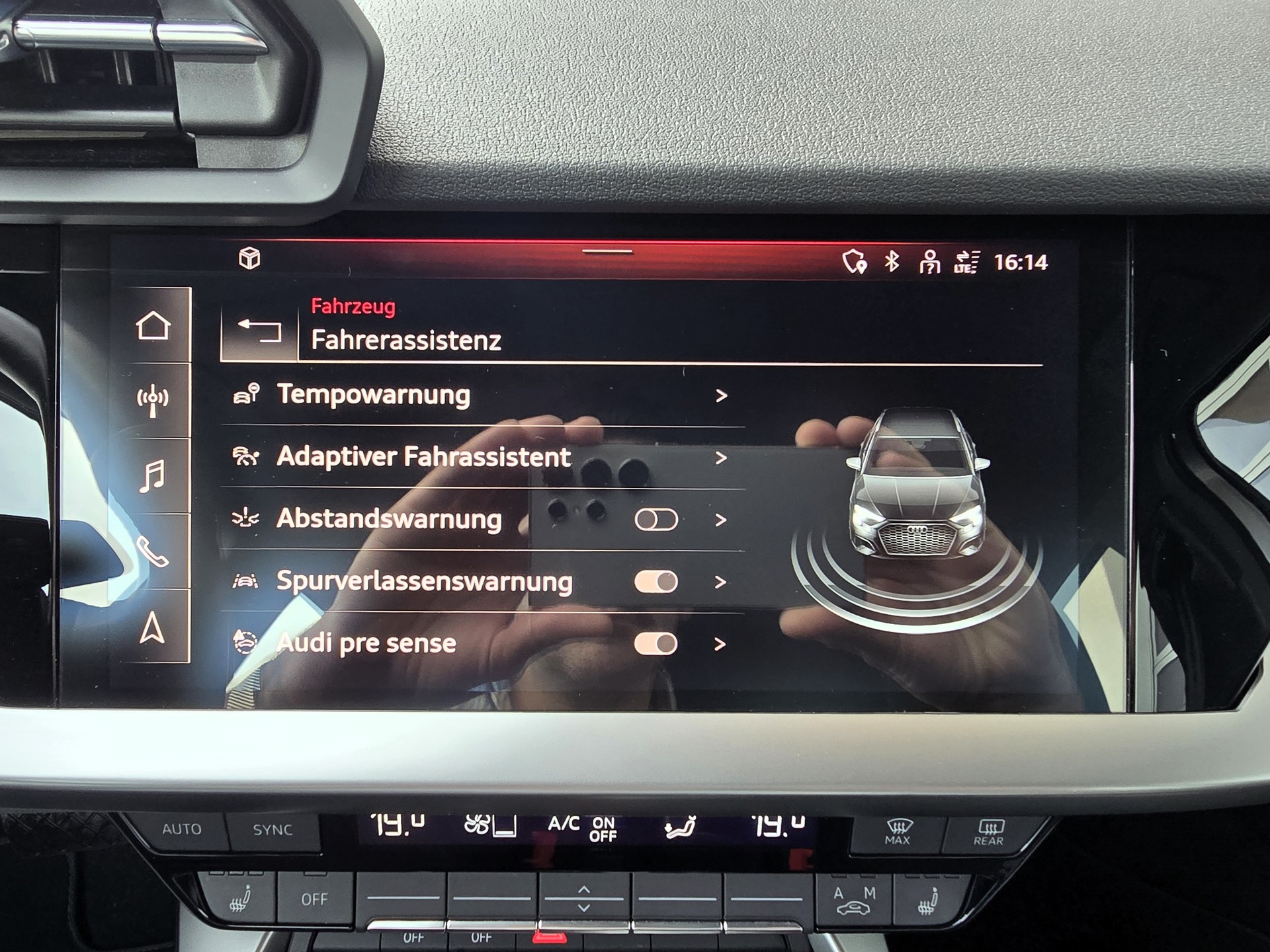 AUDI A3 Sportback 40 TFSI advanced quattro-image-14