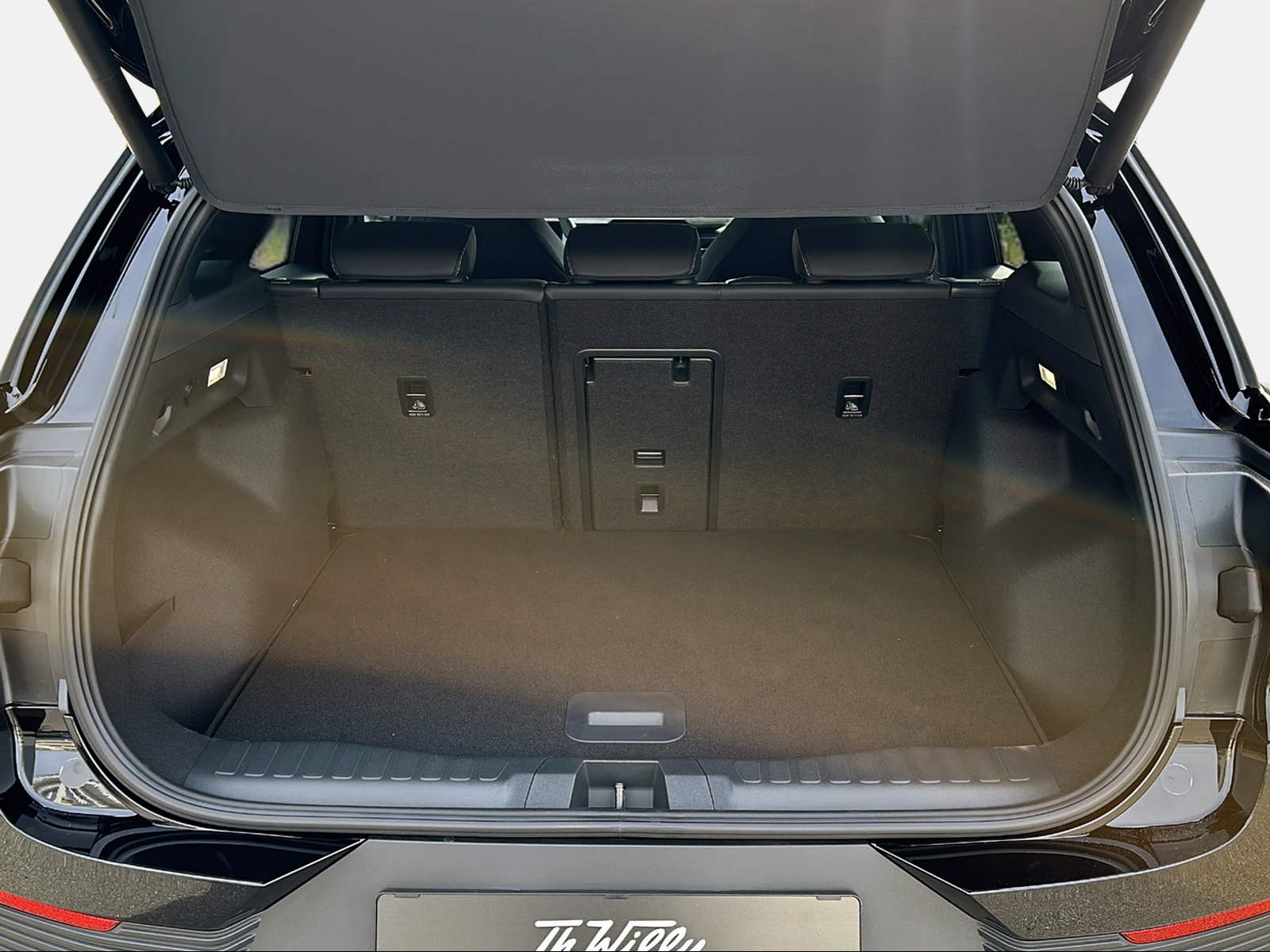 FORD Explorer Extended Range Premium-image-13