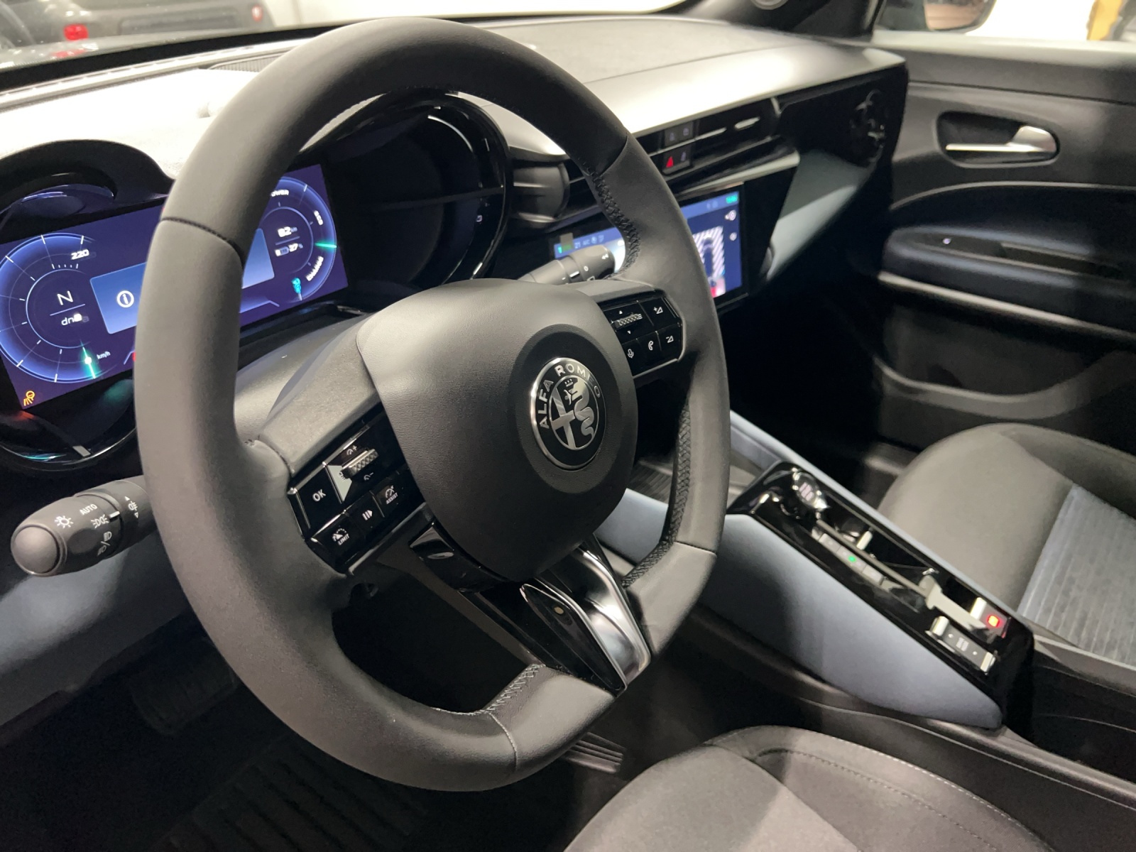 ALFA ROMEO Junior Elektro Junior Tech 156 PS-image-6