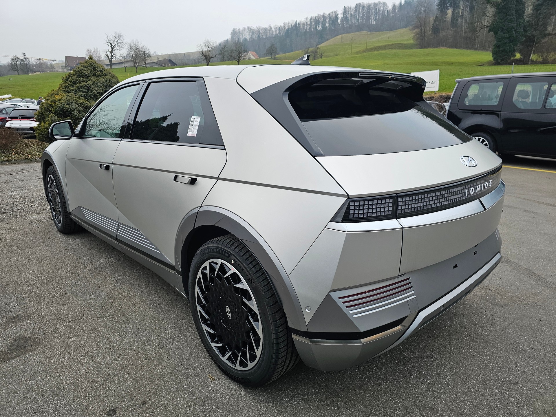 HYUNDAI Ioniq 5 77kWh Vertex 4WD-image-4