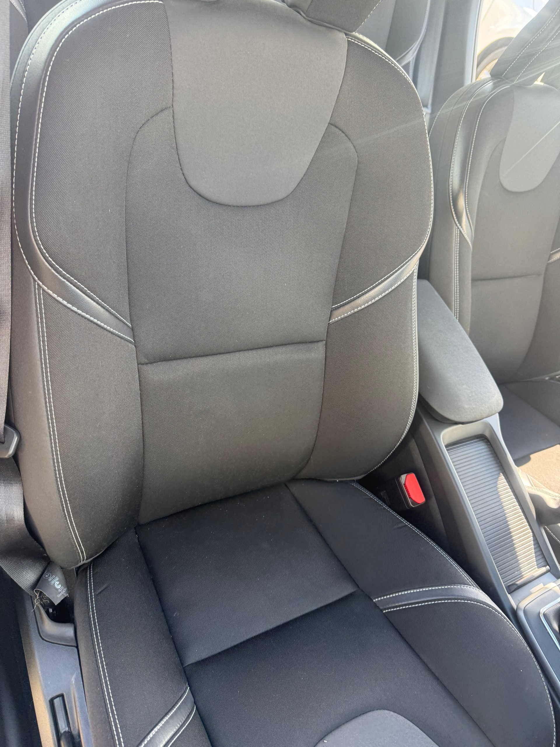 VOLVO V40 D2 Momentum-image-7