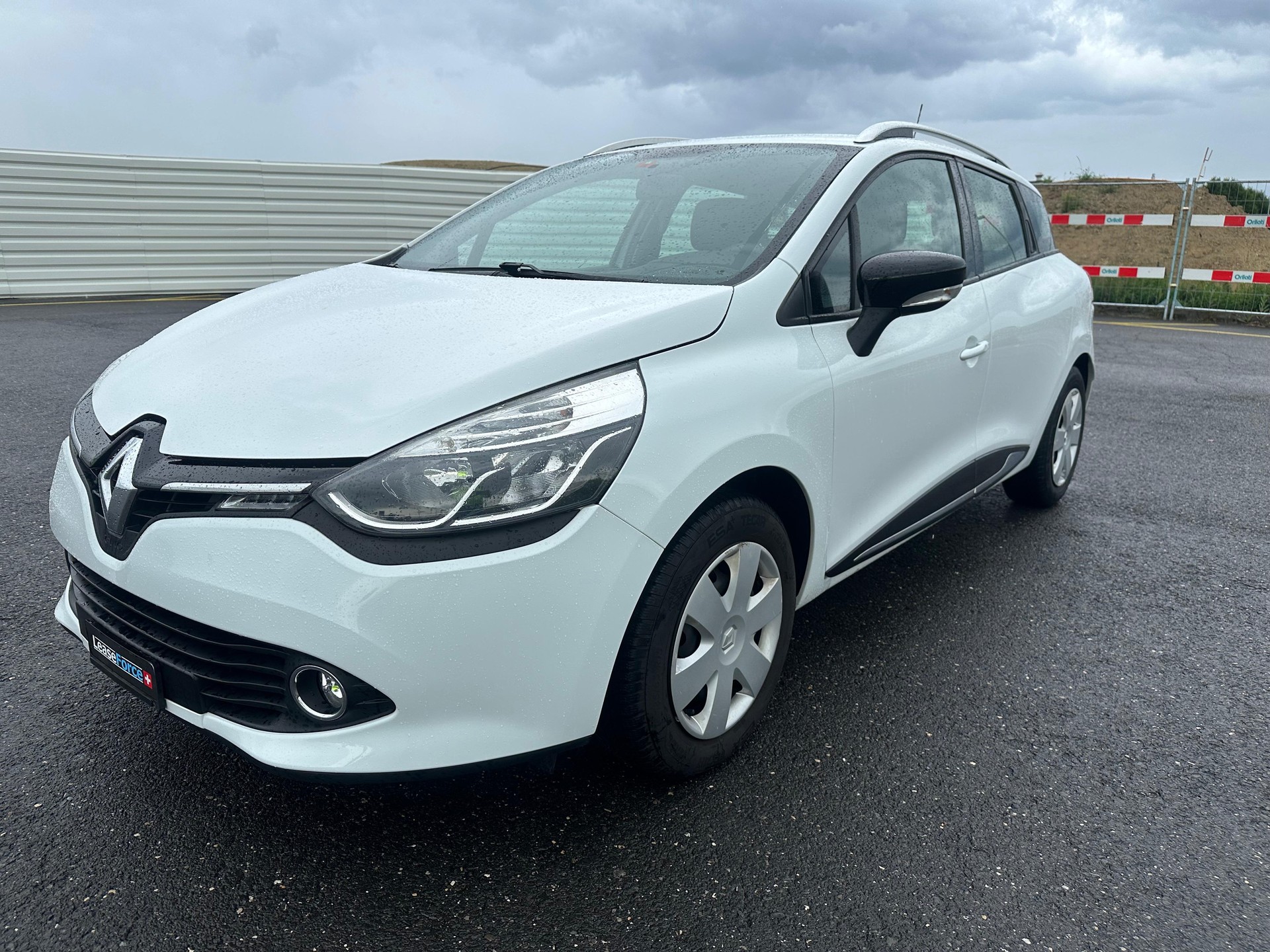 RENAULT Clio Grandtour 0.9 12V Expression-image-19