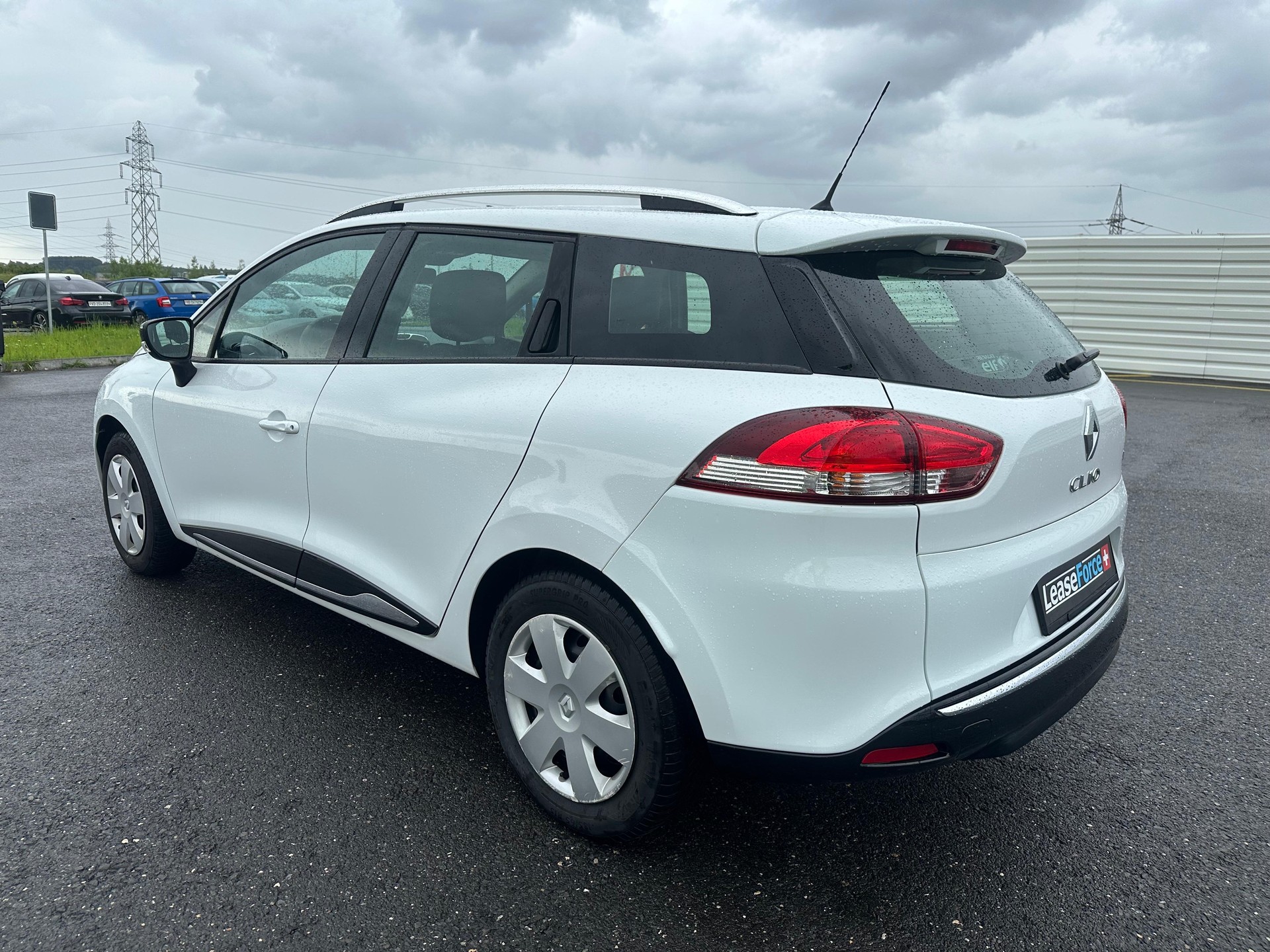RENAULT Clio Grandtour 0.9 12V Expression-image-15