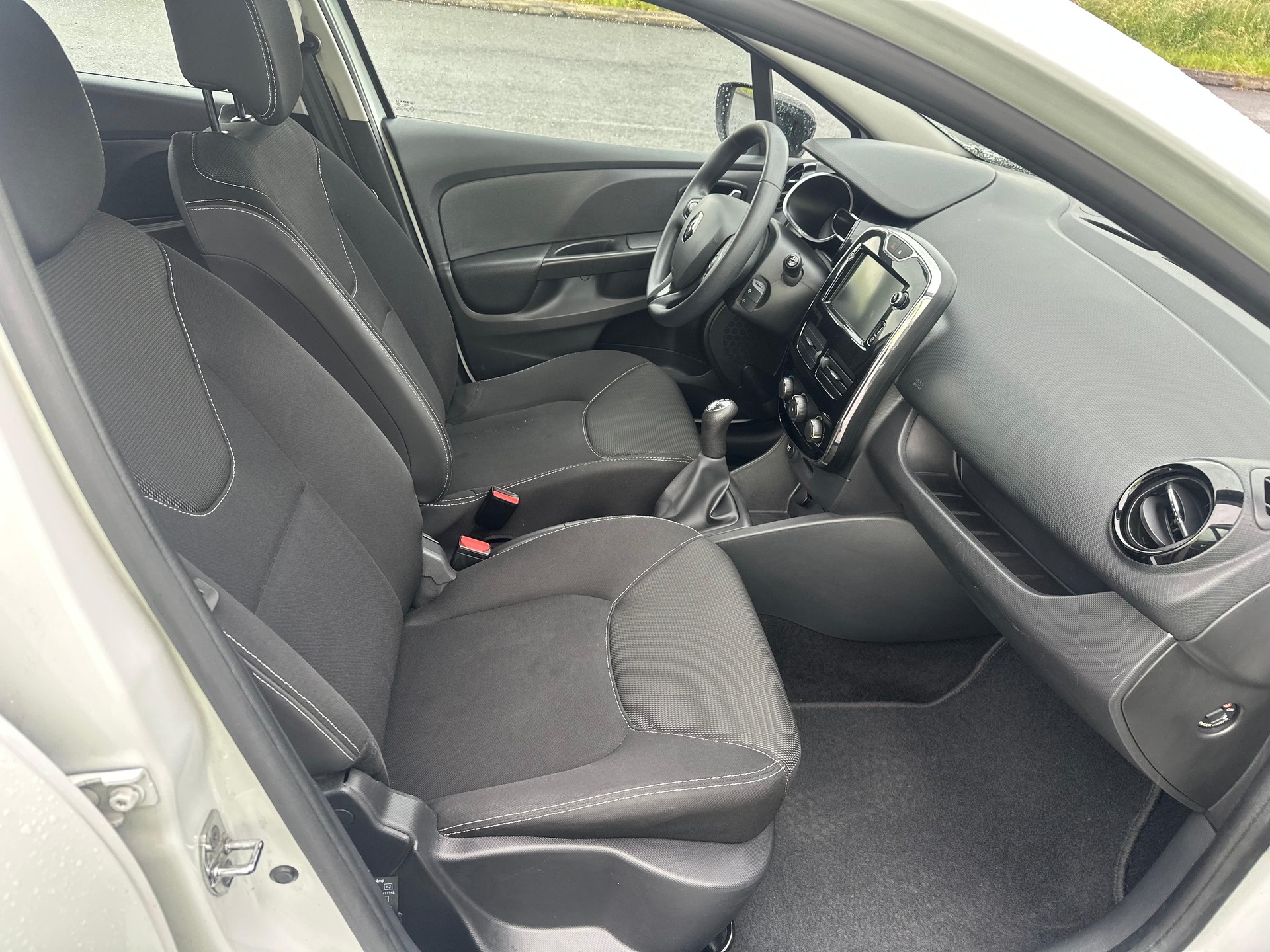 RENAULT Clio Grandtour 0.9 12V Expression-showroom-element-2