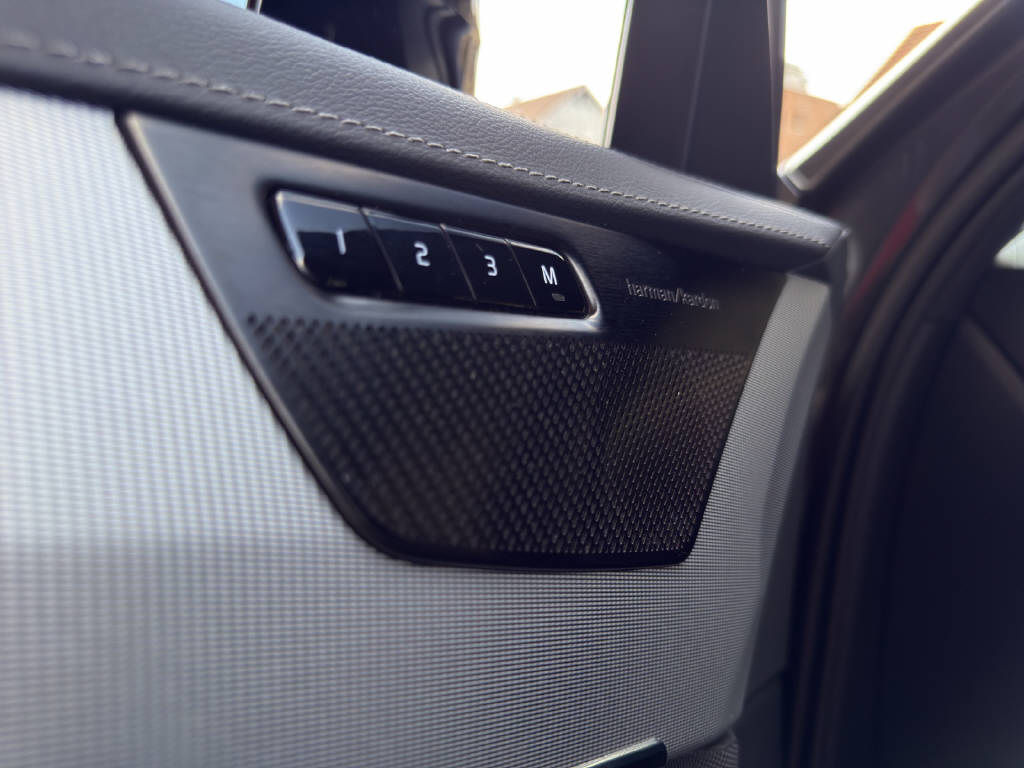 VOLVO XC90 2.0 T8 TE Plus Dark 7P. eAWD-image-16