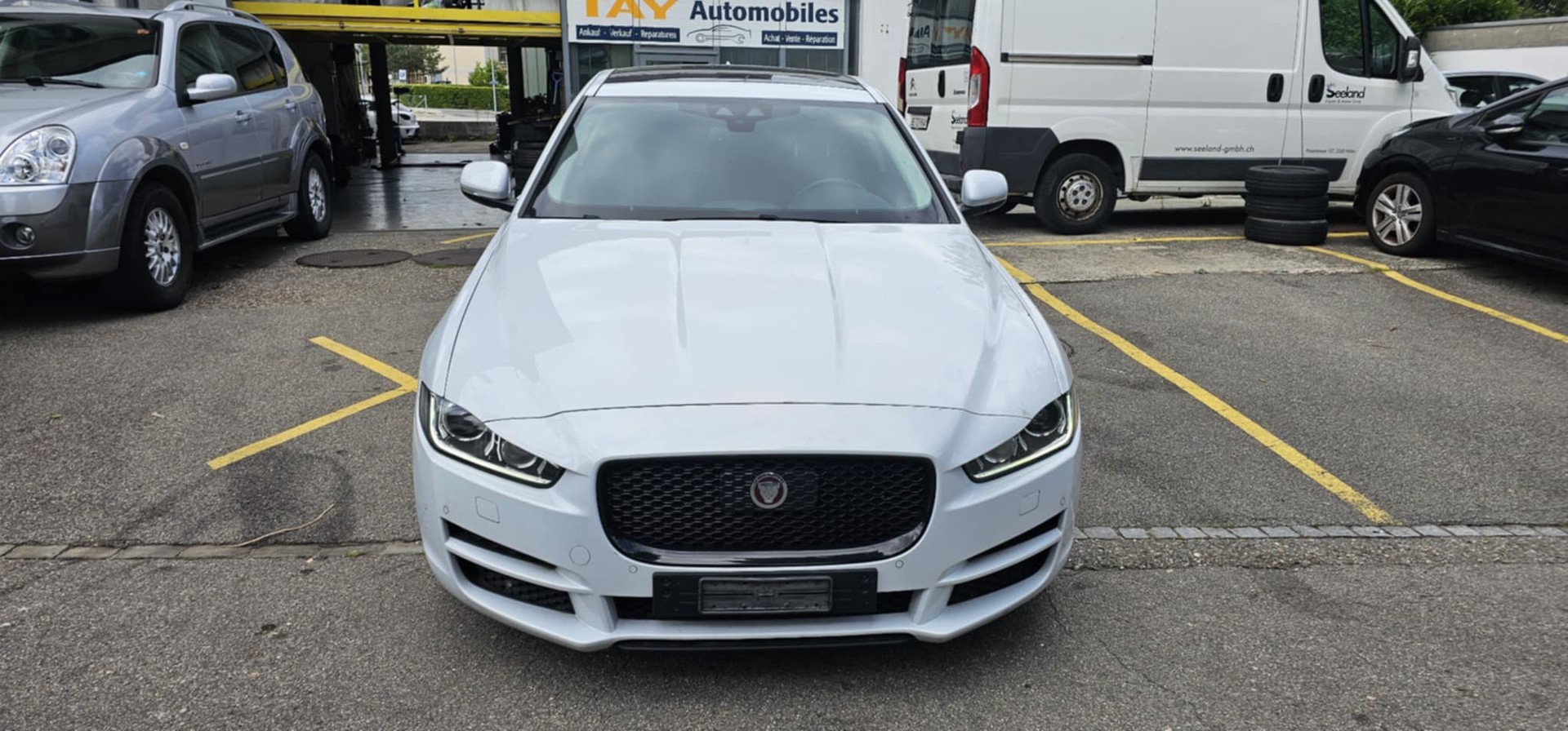 JAGUAR XE 20d Pure Automat