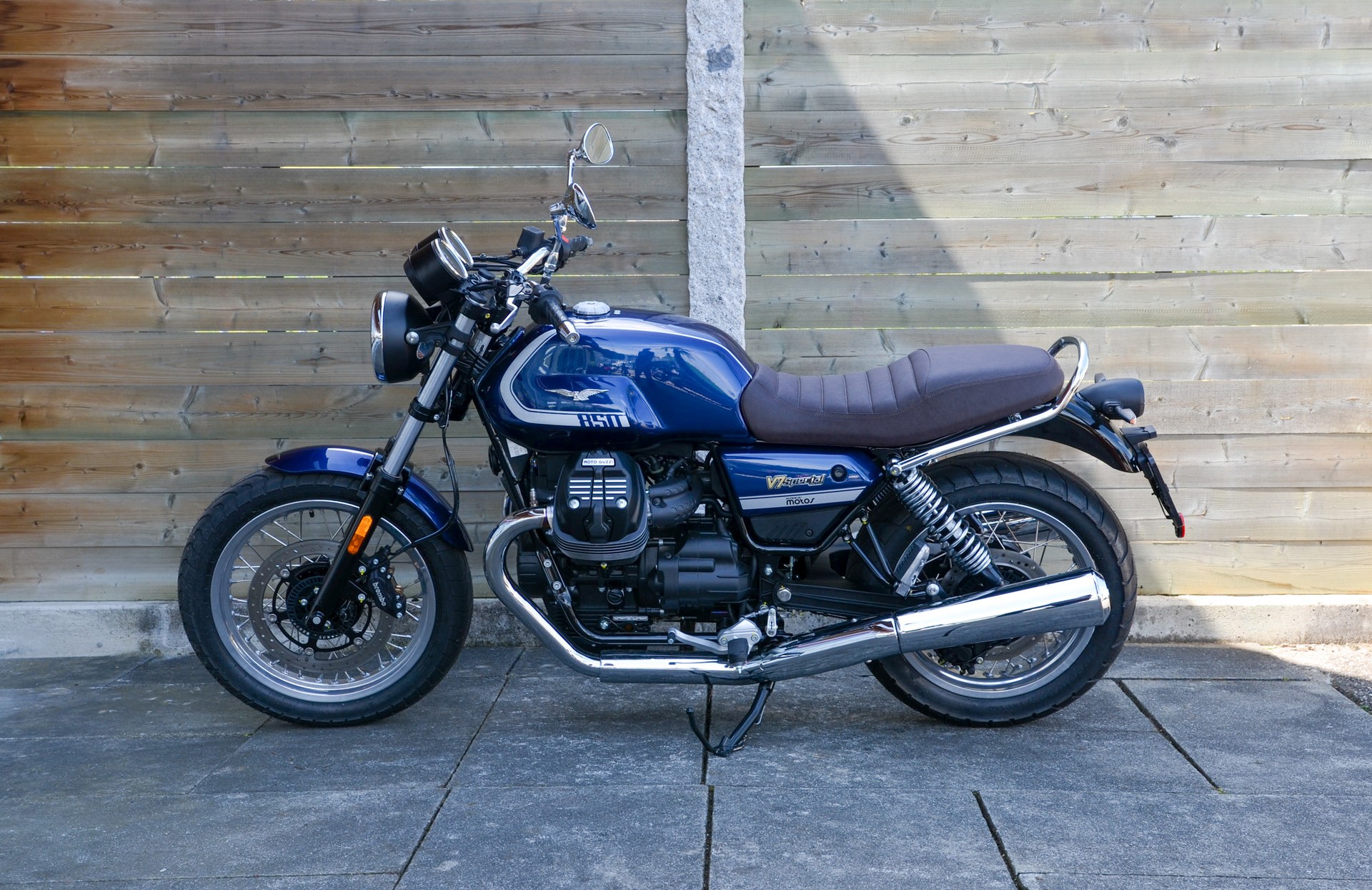 MOTO GUZZI V7 IV 850 Special-image-2