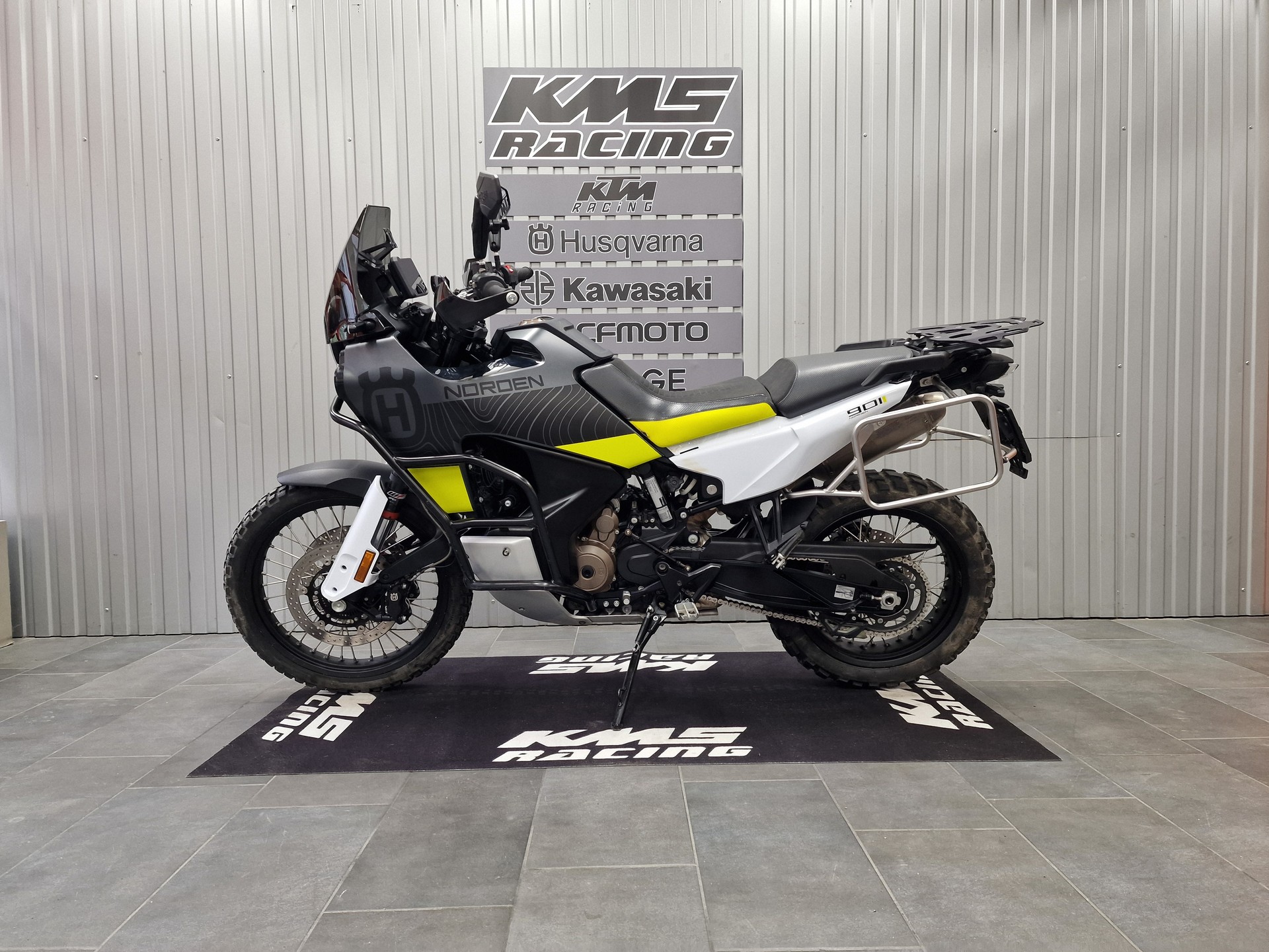 HUSQVARNA Norden 901-image-4