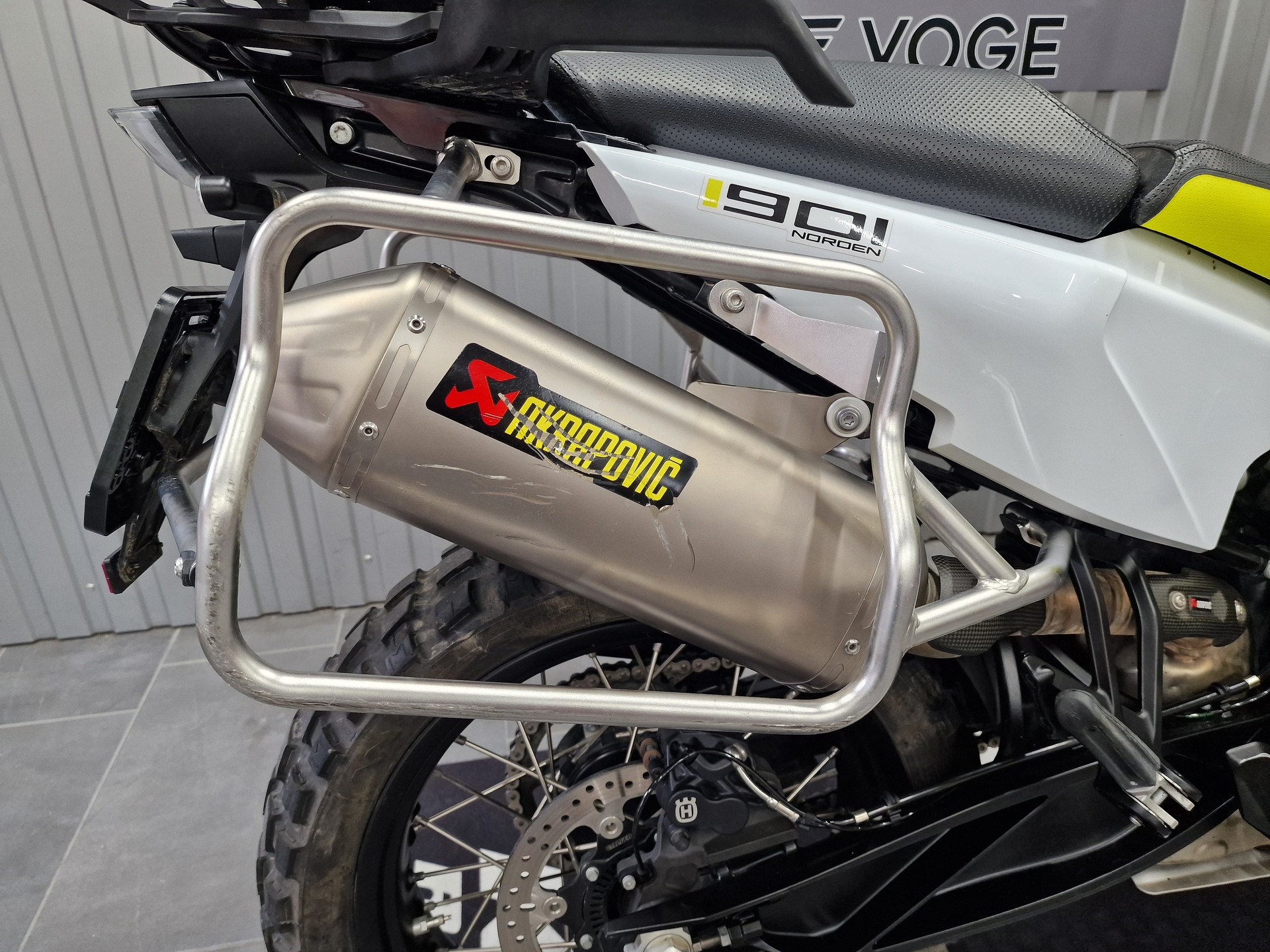 HUSQVARNA Norden 901-image-7