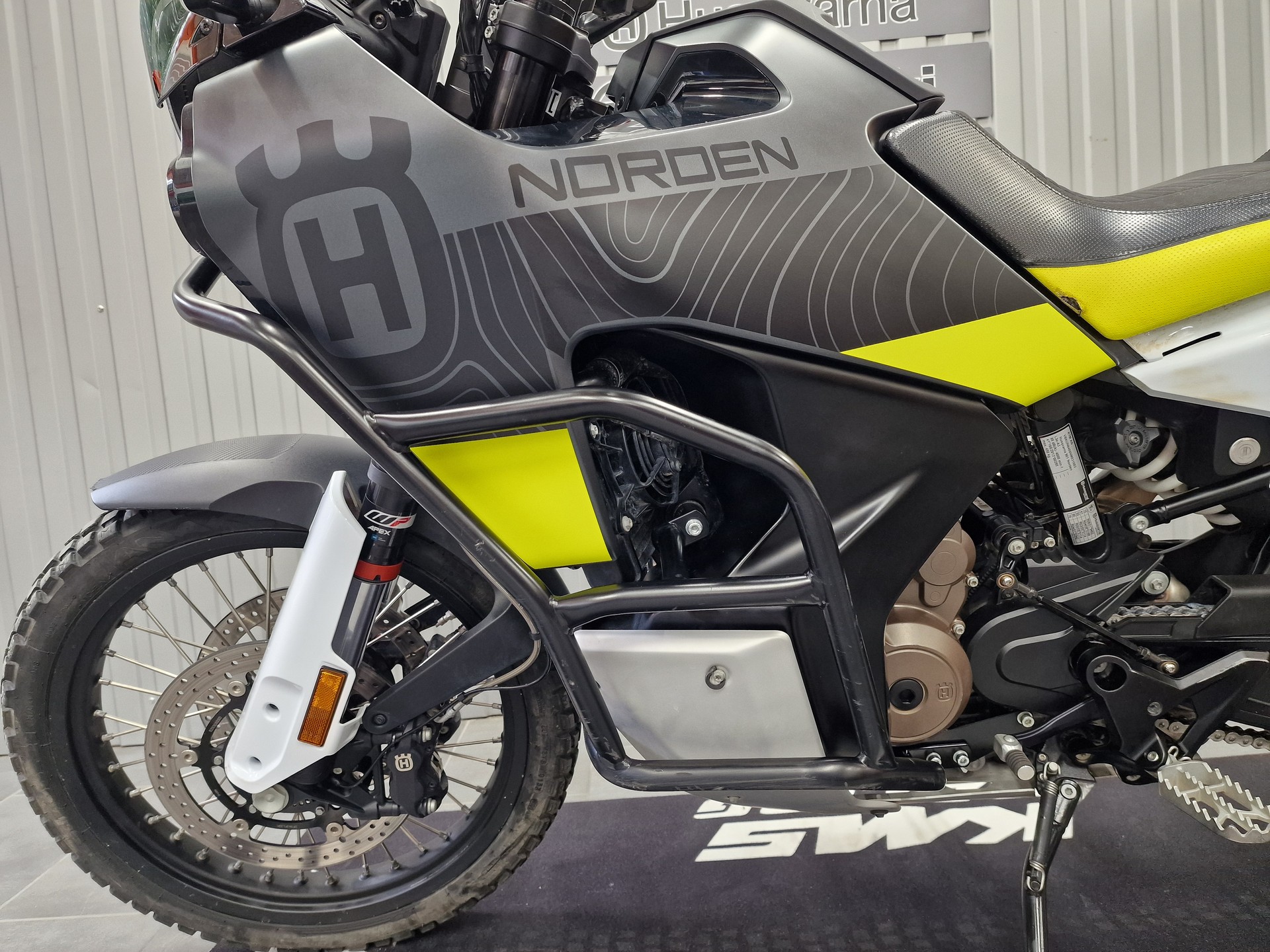 HUSQVARNA Norden 901-image-13
