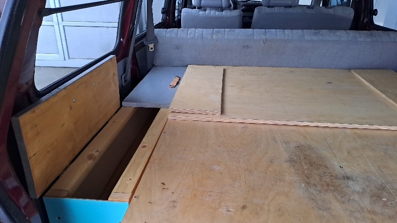 MITSUBISHI L 400 2.0-16-image-10