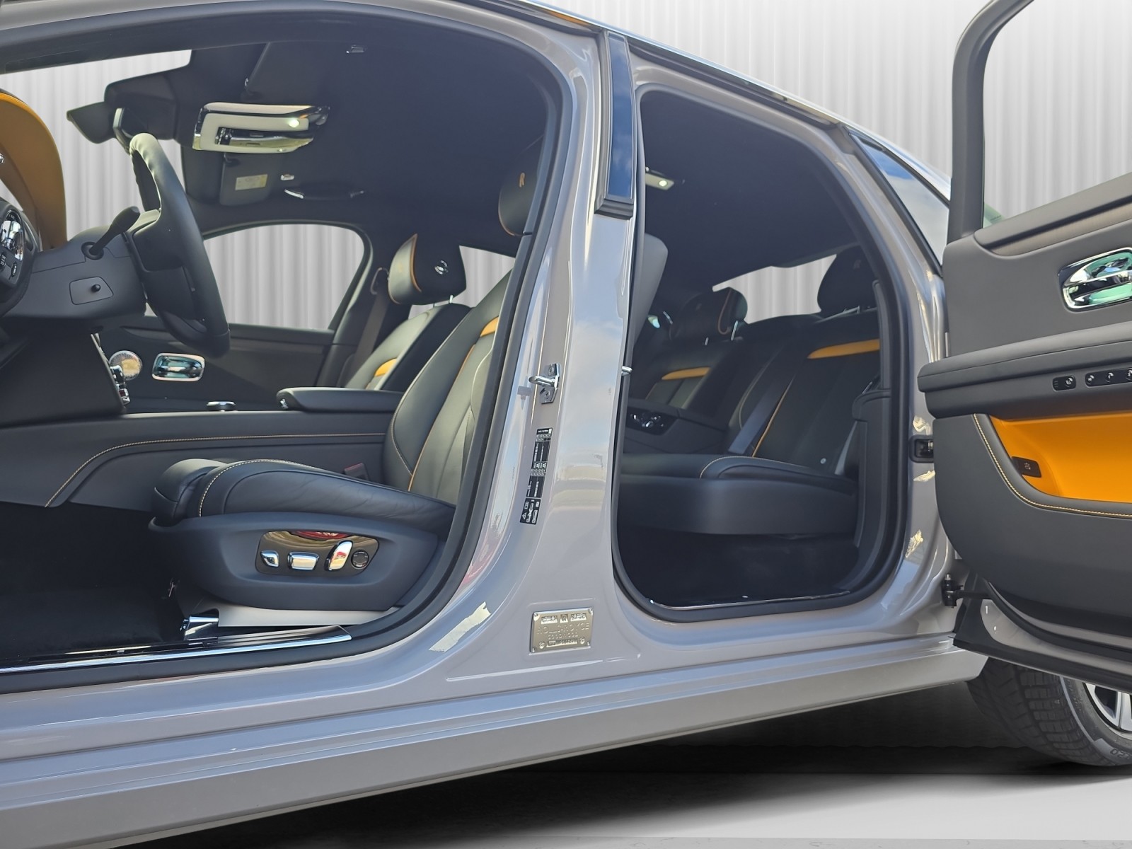 ROLLS-ROYCE Ghost Serie - Schmohl-Auslieferung - RR Provenance 24 Monaten Garantie und Service-image-6