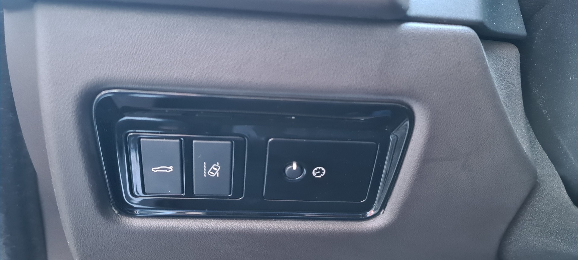 JAGUAR XF 20d Portfolio Automatic-image-20