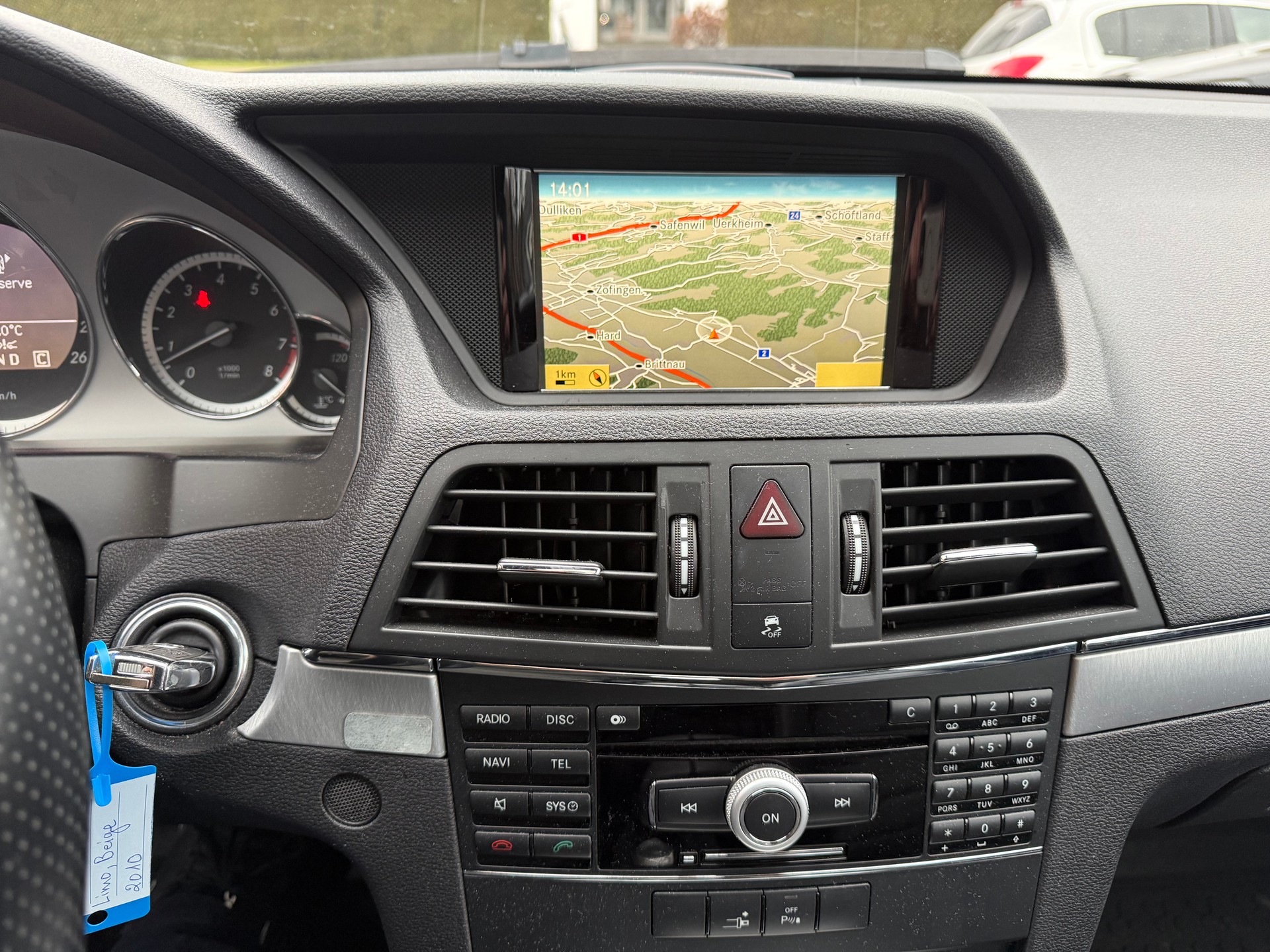MERCEDES-BENZ E 350 CGI BlueEfficiency 7G-Tronic-image-15