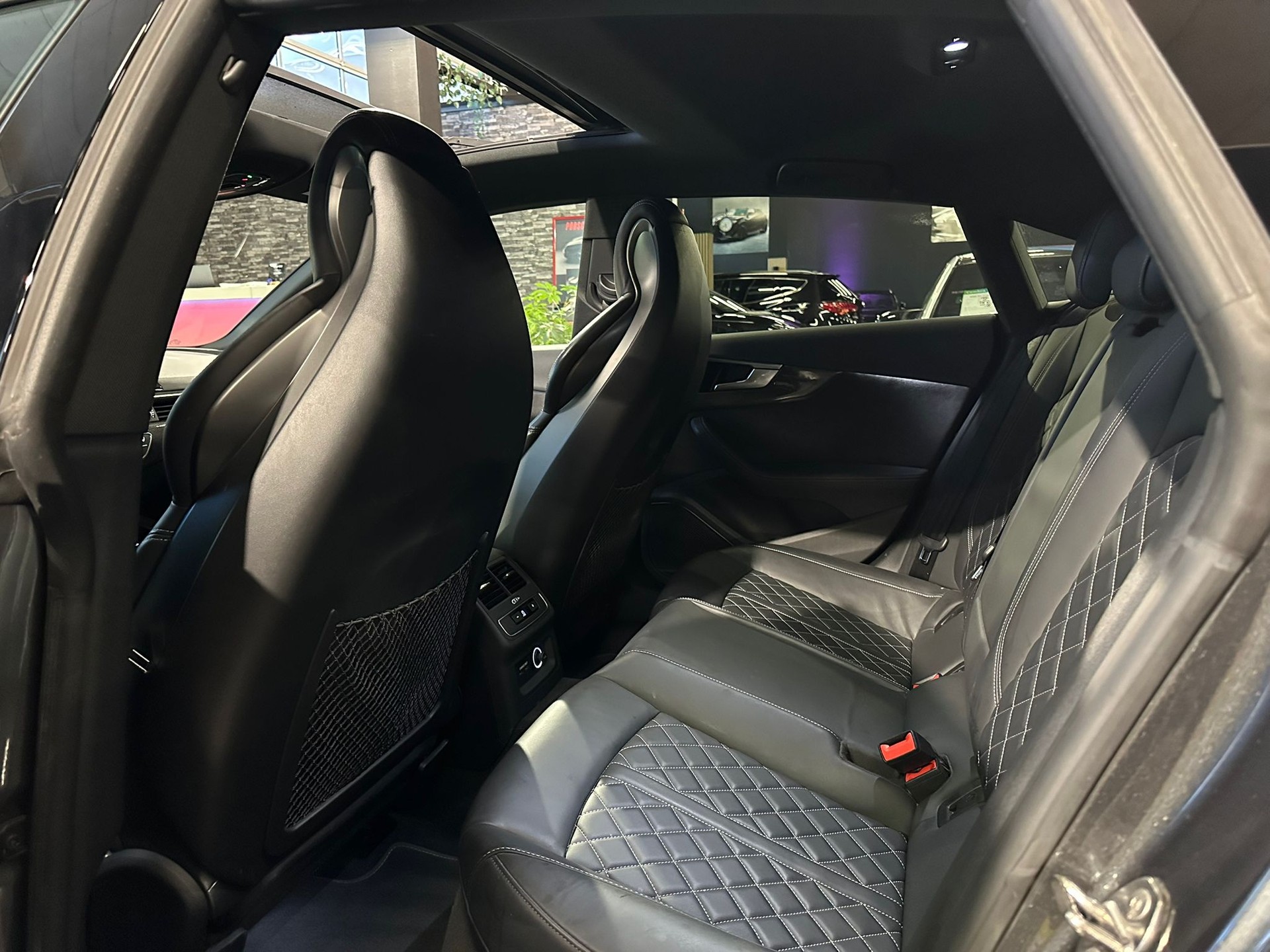 AUDI S5 Sportback 3.0 TDI quattro tiptronic-image-14