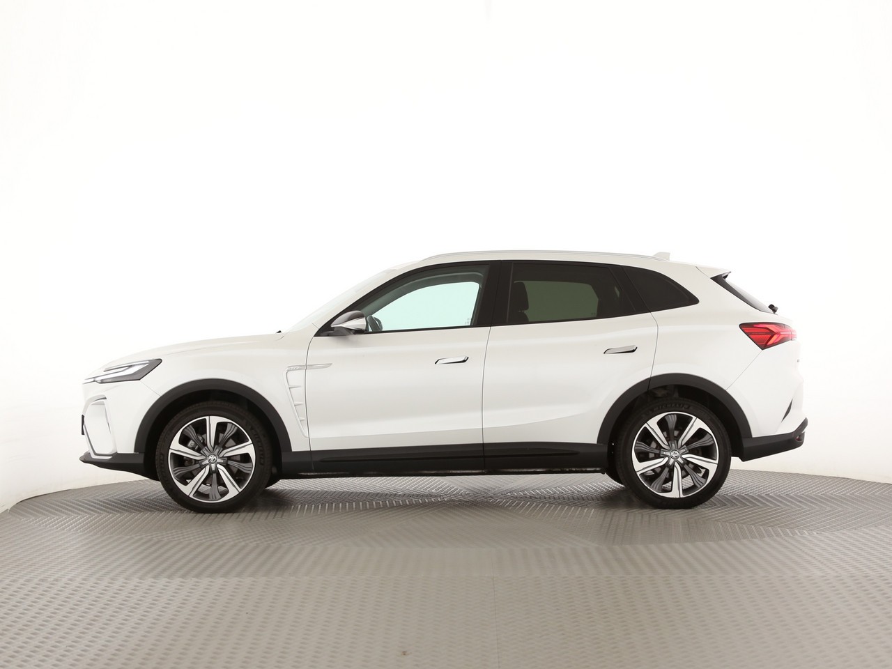 MG Marvel R EV 70kWh Performance AWD-image-2