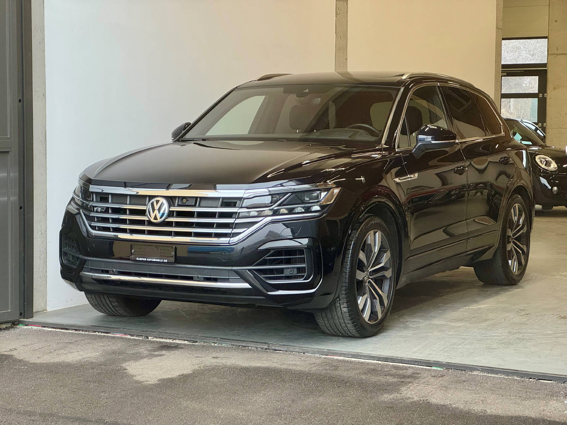 VW Touareg 3.0 V6 TDI 286 R-Line