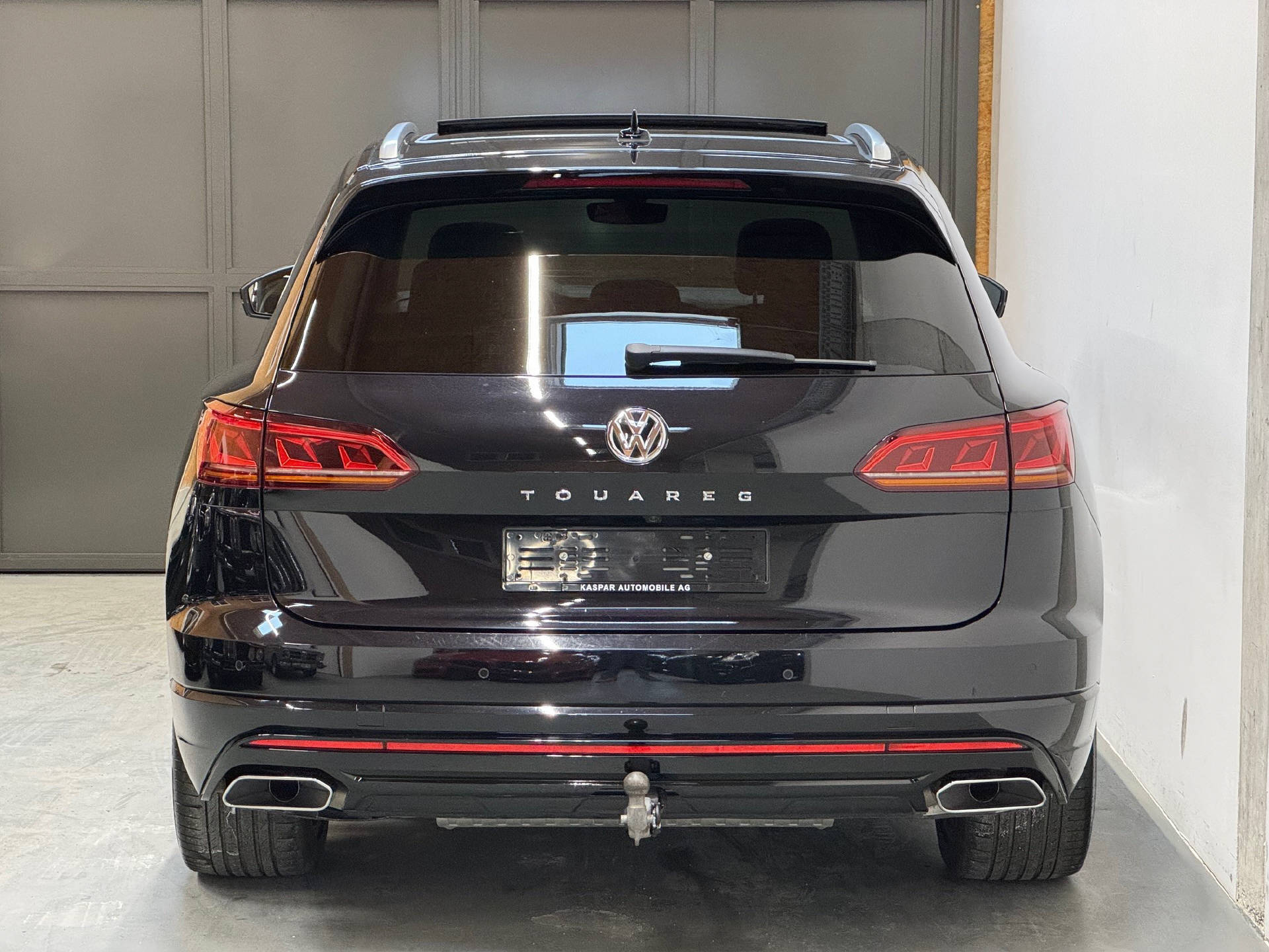 VW Touareg 3.0 V6 TDI 286 R-Line-image-15