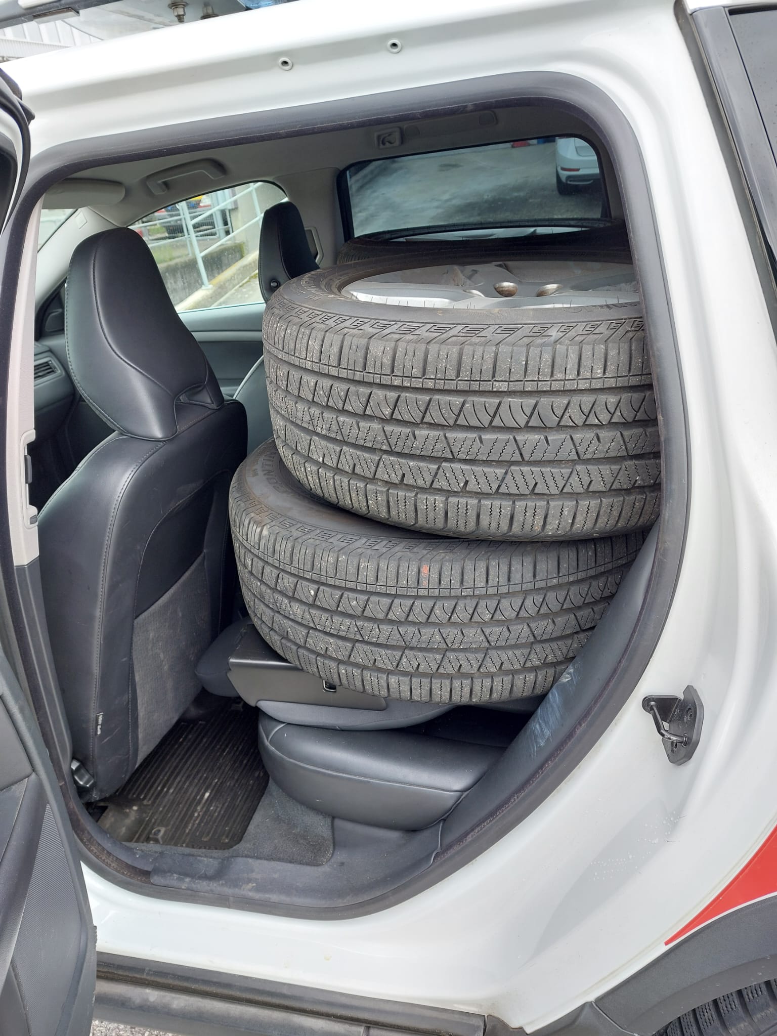 VOLVO XC70 T6 AWD "Einsatzleitfahrzeug"-image-8