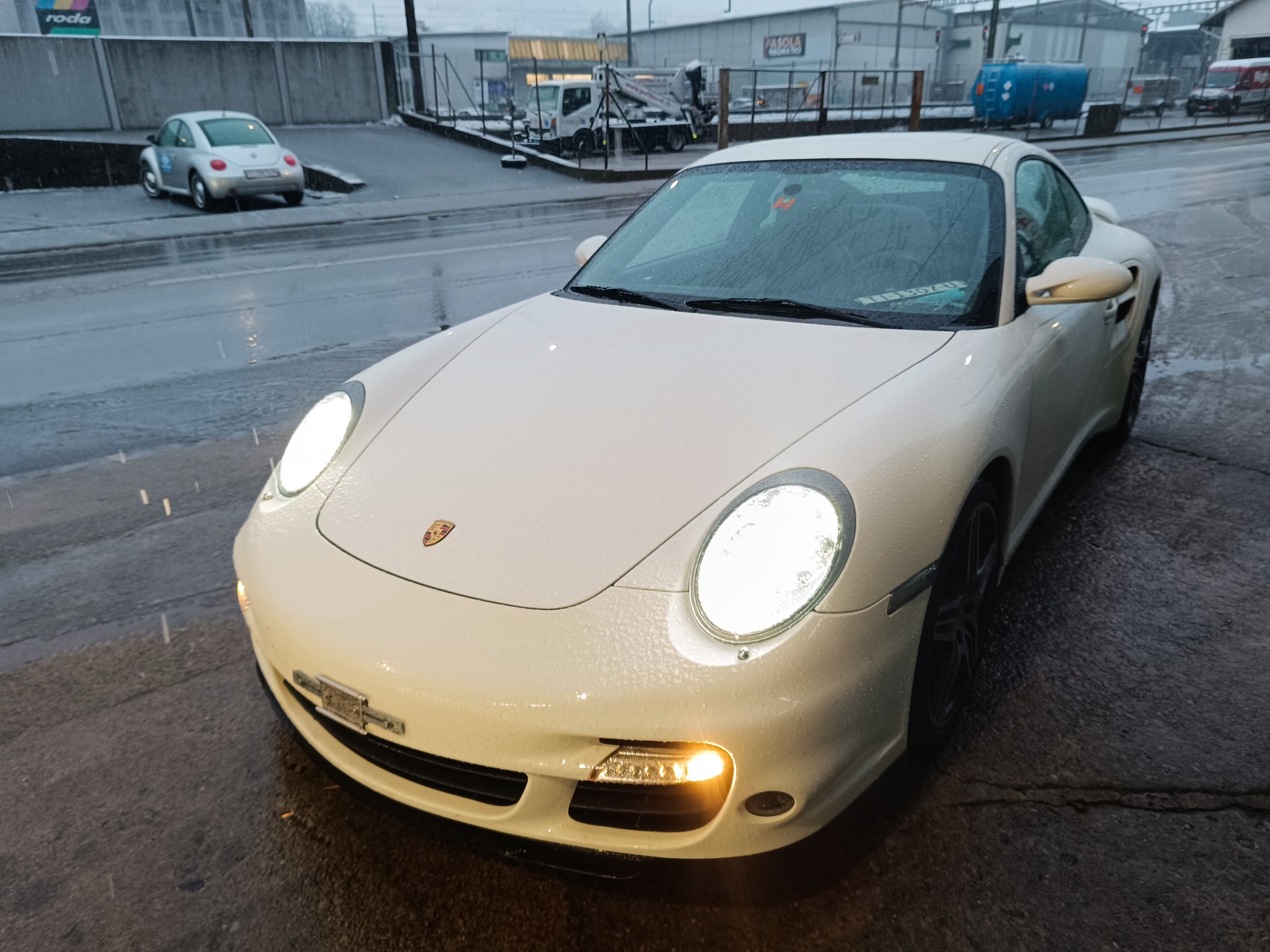 PORSCHE 911 Turbo-image-1