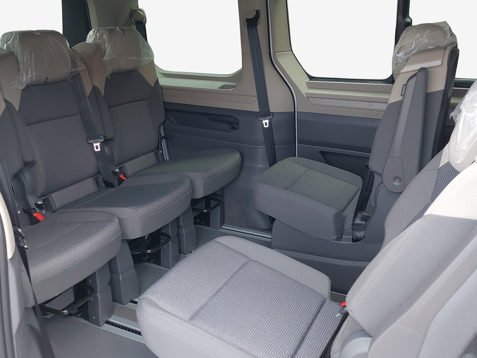 VW Multivan 1.5 eHybrid 4Motion DSG-image-11