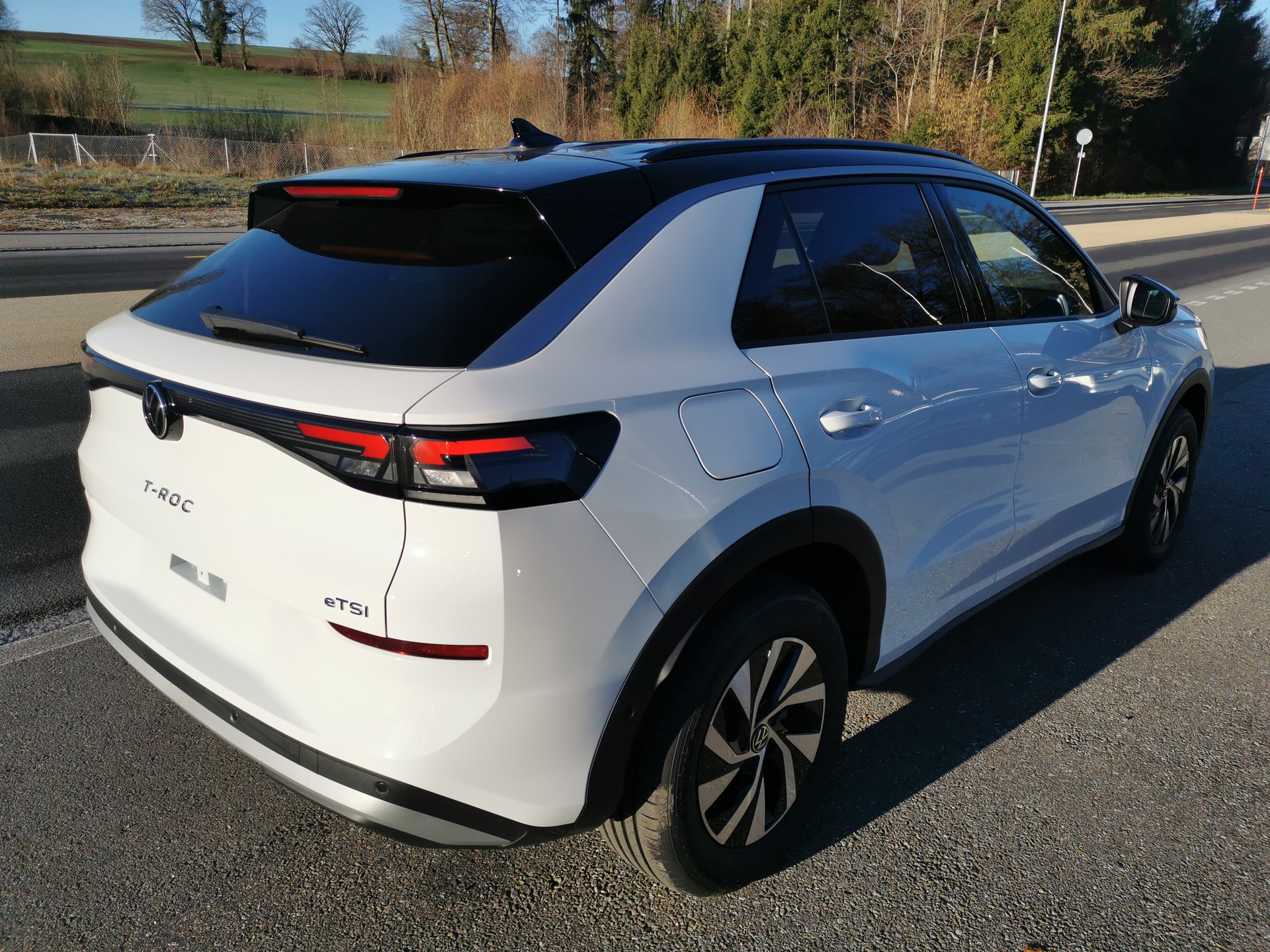 VW T-Roc 1.5 eTSI mHEV Life DSG-image-13