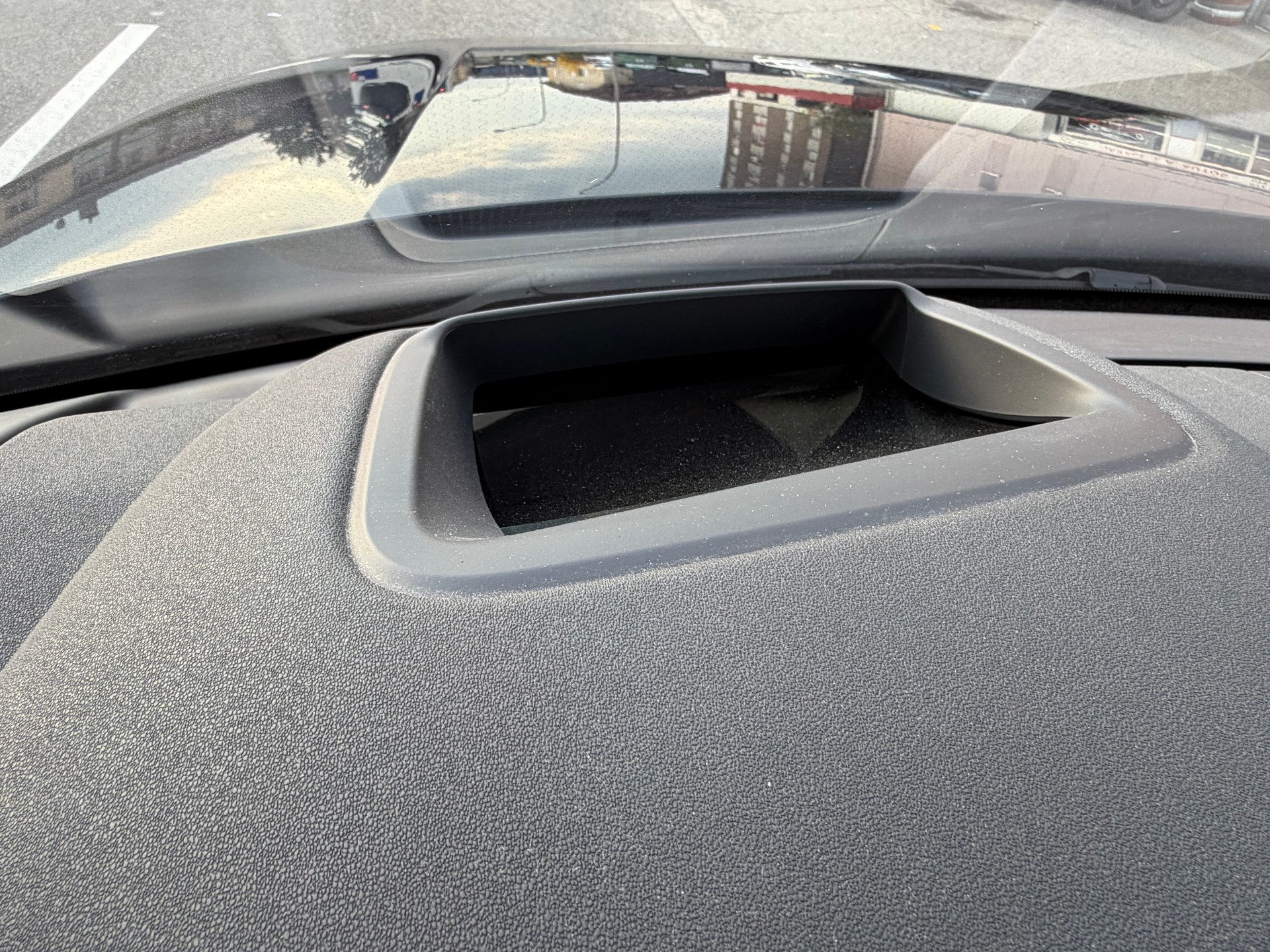 LAND ROVER Discovery 2.0 SD4 HSE Luxury Automatic-image-13