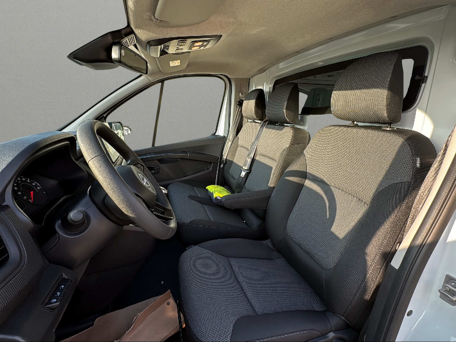 NISSAN Primastar dCi 130 3.0 L1H1 Acenta-image-5