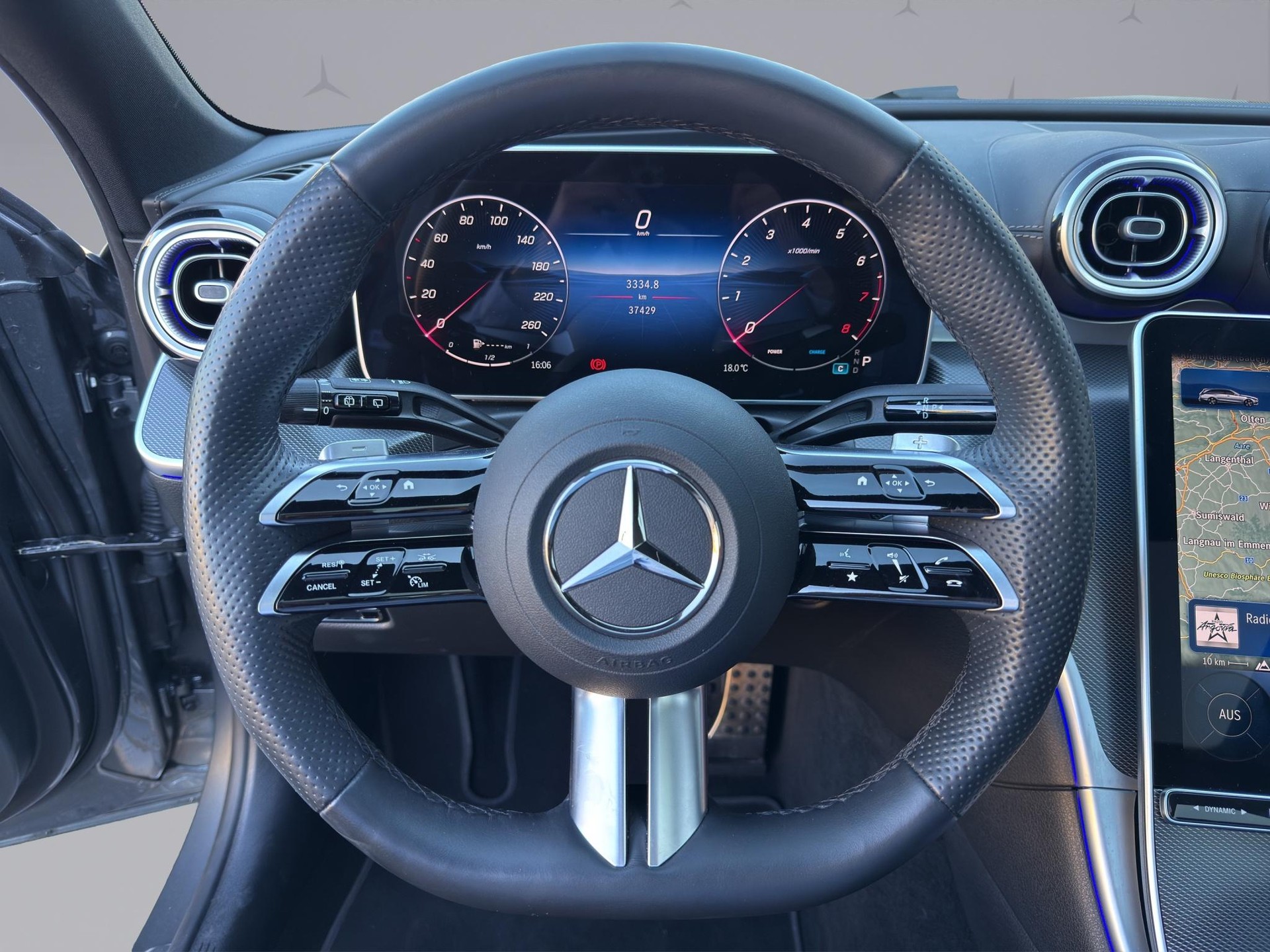 MERCEDES-BENZ C 300 Avantgarde 4matic Kombi-image-9