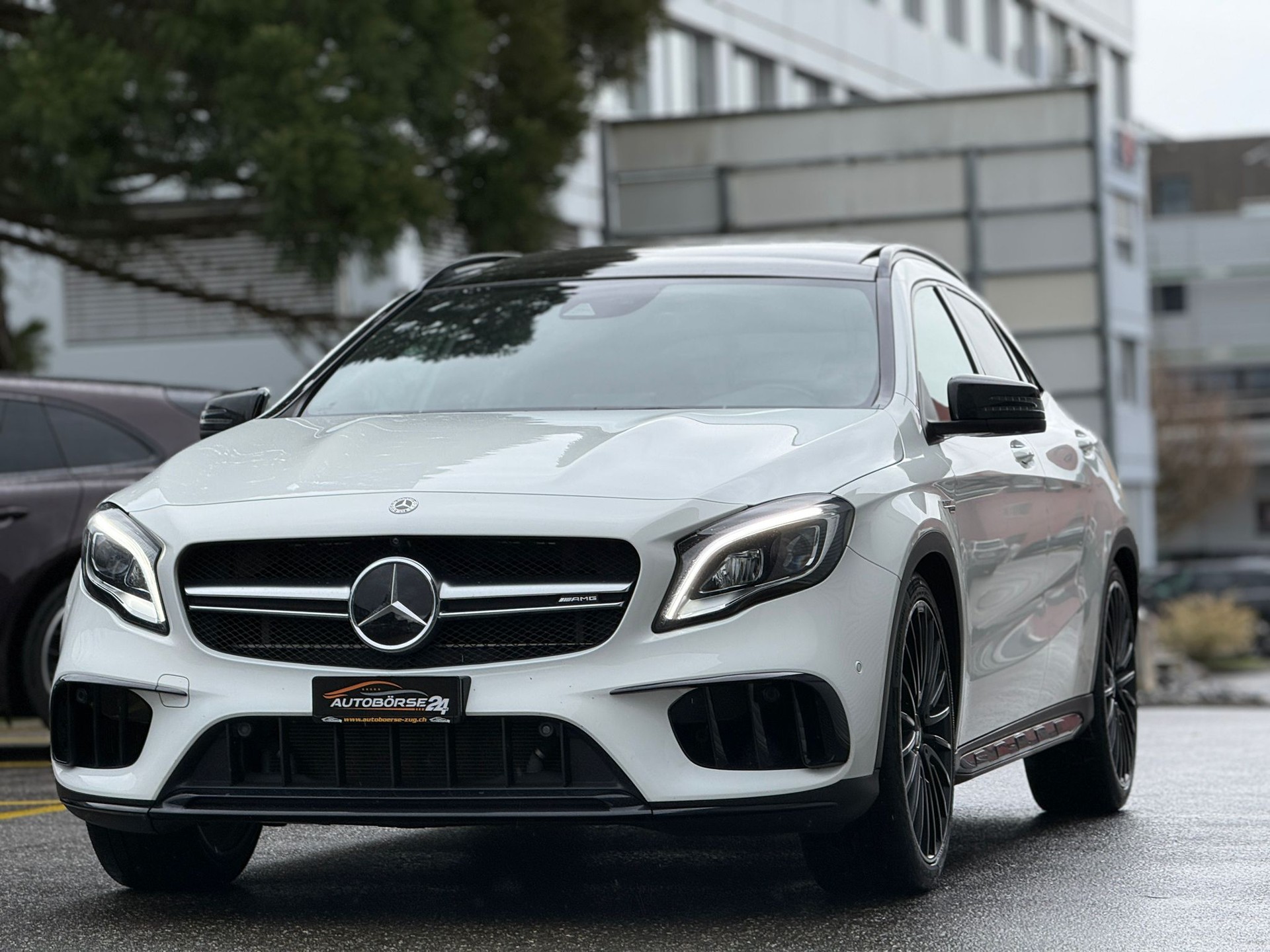 MERCEDES-BENZ GLA 45 AMG 4m