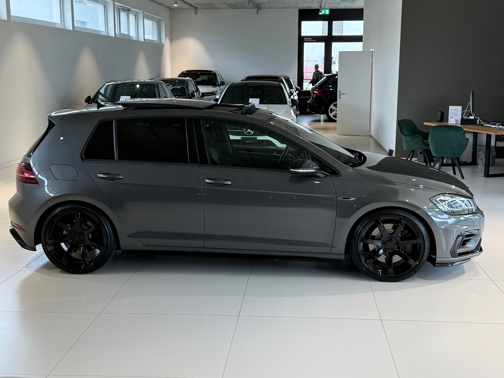 VW Golf 2.0 TSI R 4Motion DSG ***FACELIFT 310PS***H&R***OHNE OPF***PANORAMADACH***-image-27