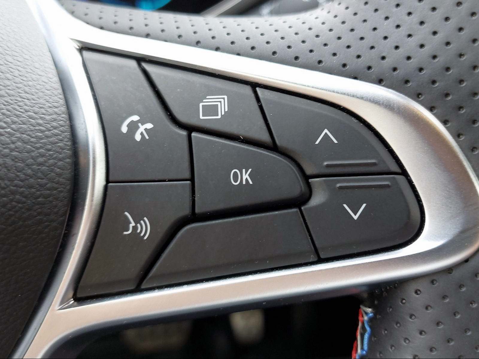RENAULT Clio 1.6 E-Tech esprit Alpine-image-12