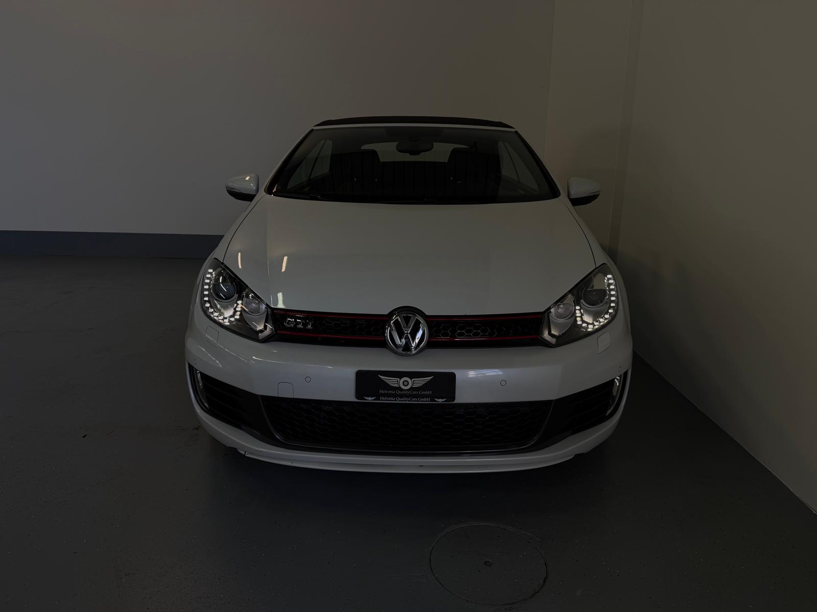 VW Golf Cabrio 2.0 TSI GTI DSG-image-15