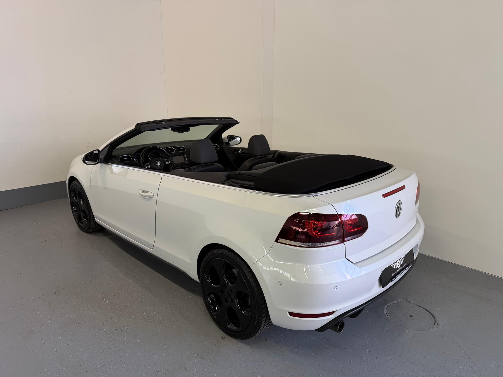 VW Golf Cabrio 2.0 TSI GTI DSG-image-7