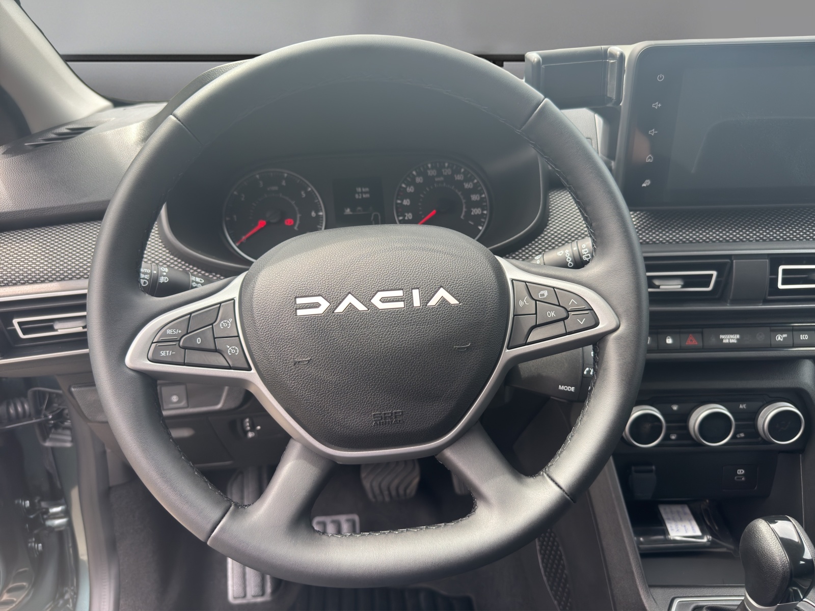 DACIA Sandero TCe 90 Journey CVT-image-6