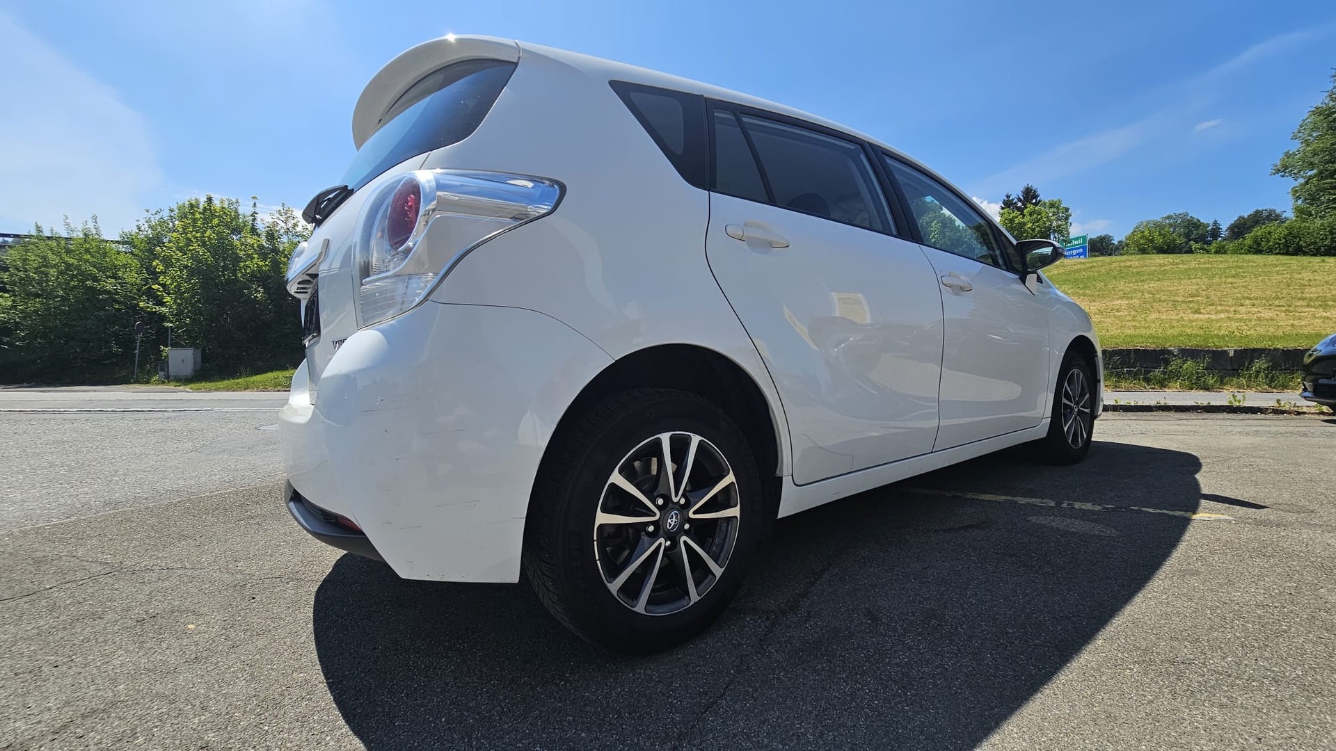 TOYOTA Verso 1.8 Sol-showroom-element-3