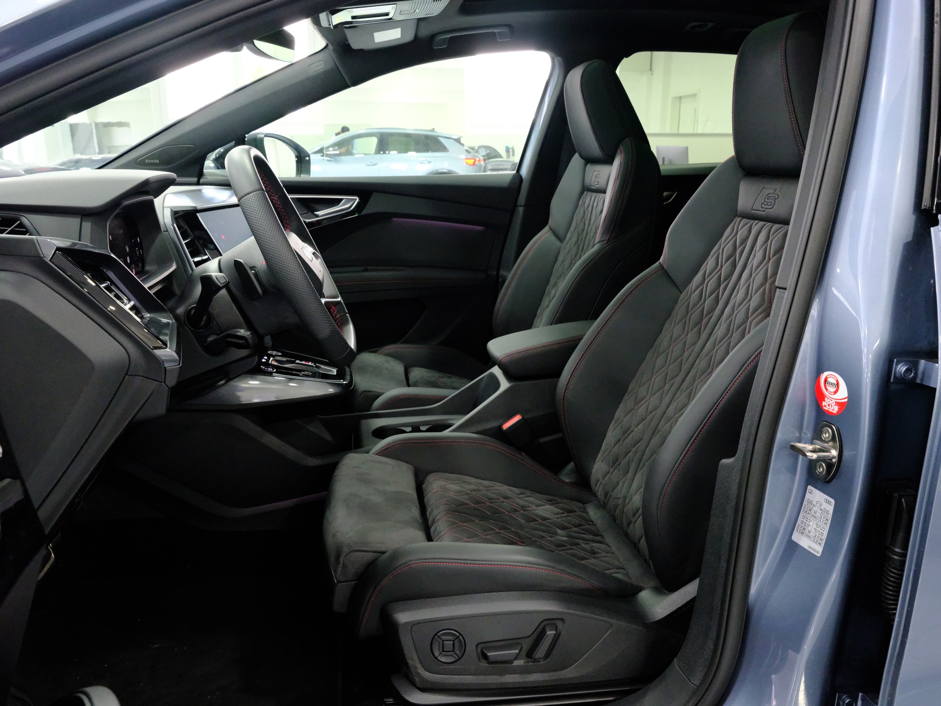 AUDI Q4 Sportback e-tron 45 quattro-image-13