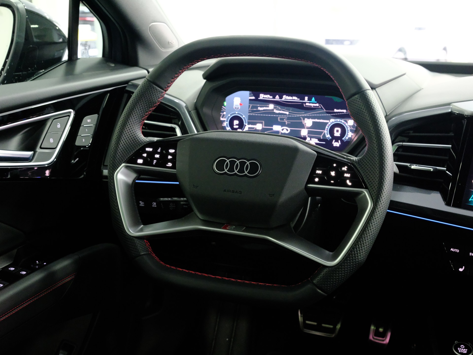 AUDI Q4 Sportback e-tron 45 quattro-image-28