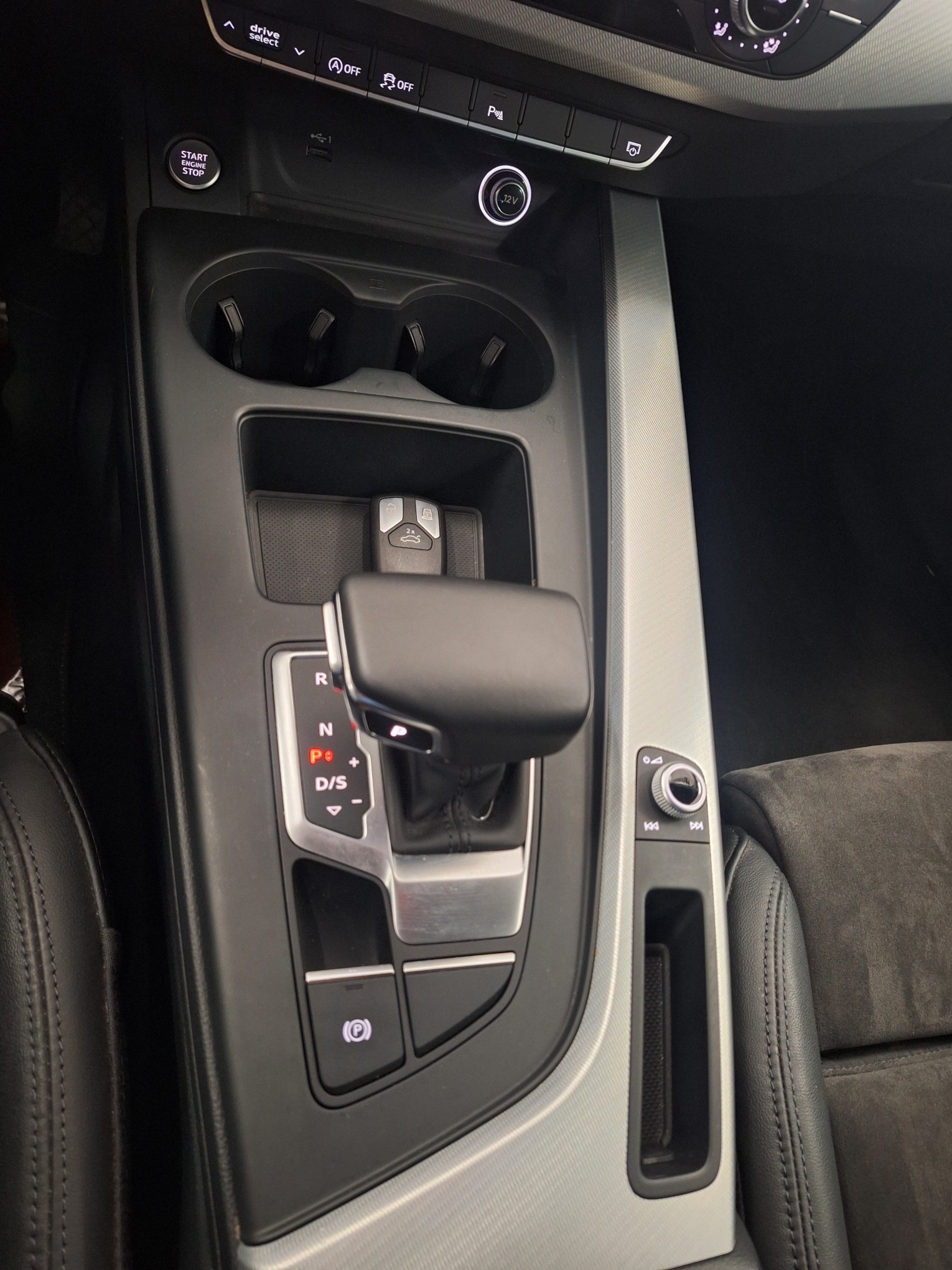 AUDI A4 Avant 40 g-tron advanced S-tronic⚡Facelift Modell mit erst 46'400KM , CH-Auslieferung mit Swiss Service Package+⚡-image-18