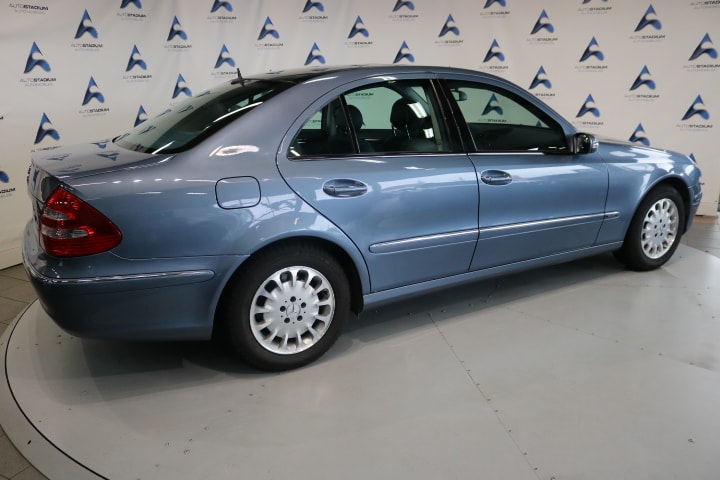 MERCEDES-BENZ E 320 Elégance Automatic-image-14