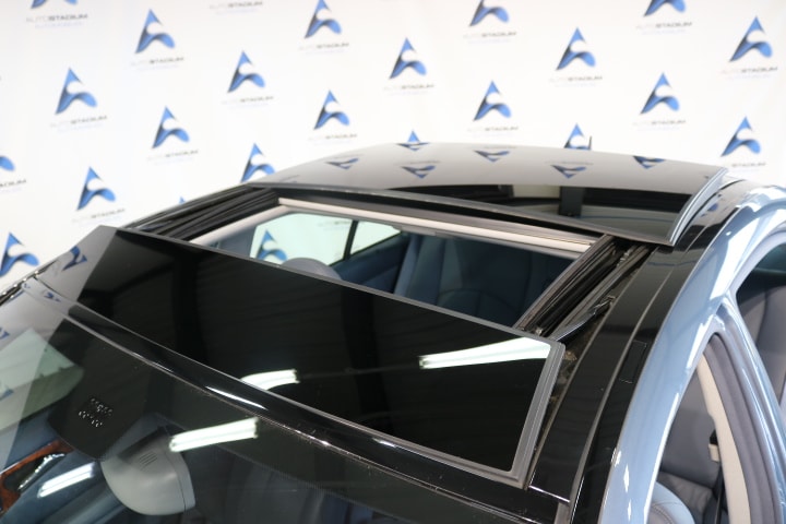 MERCEDES-BENZ E 320 Elégance Automatic-image-28