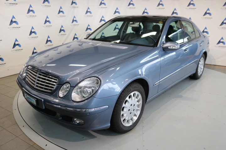MERCEDES-BENZ E 320 Elégance Automatic-image-7