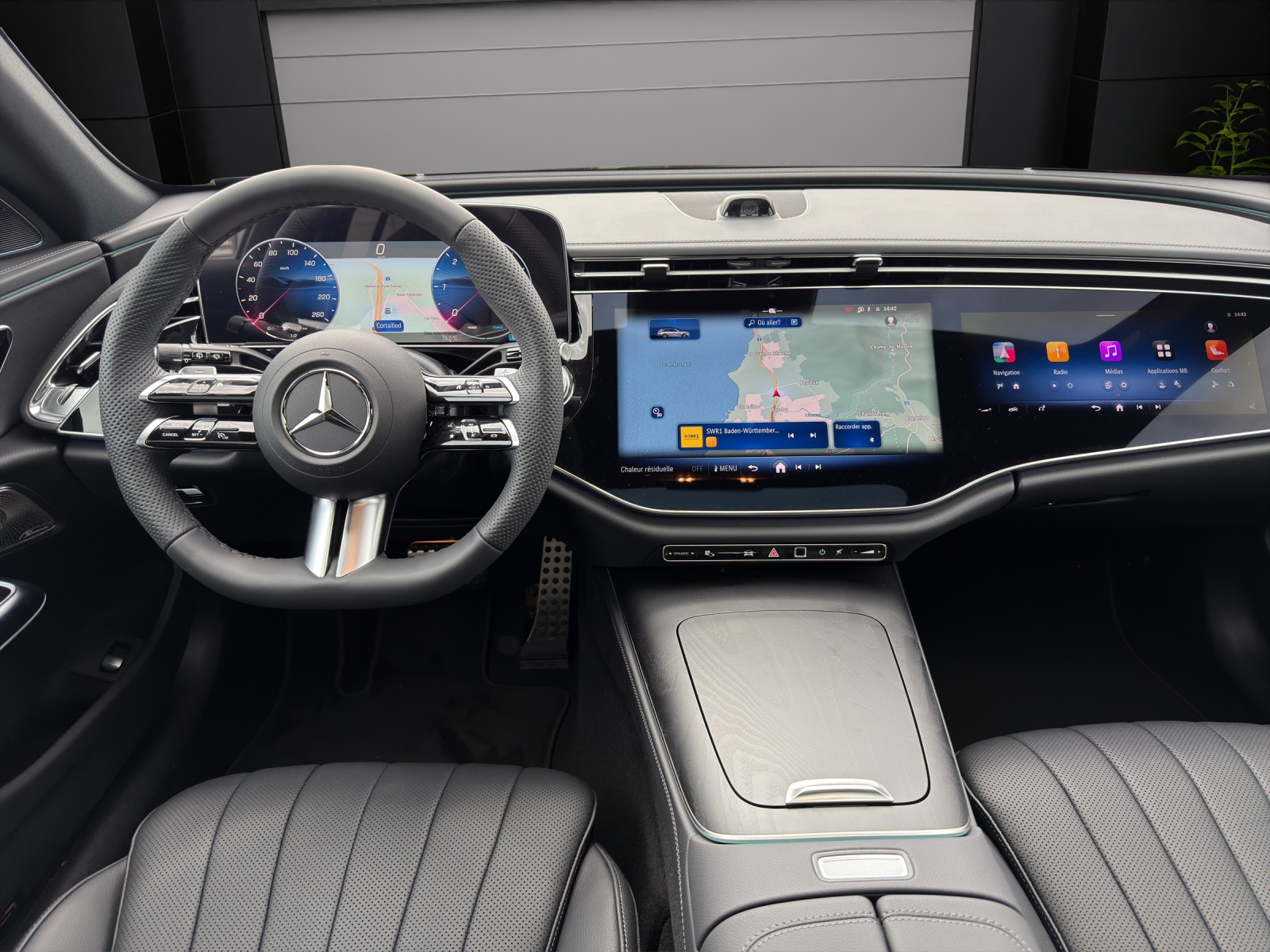 MERCEDES-BENZ E 450 d T 4Matic 9G-Tronic-image-10