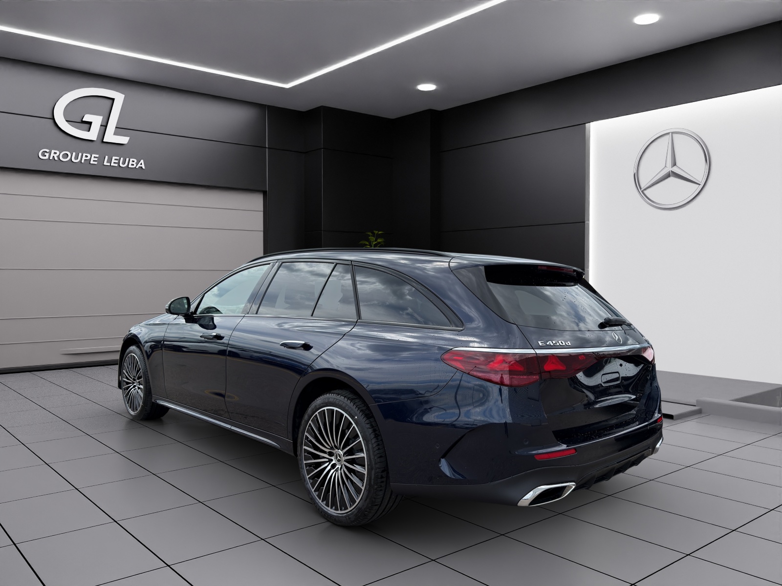 MERCEDES-BENZ E 450 d T 4Matic 9G-Tronic-showroom-element-3