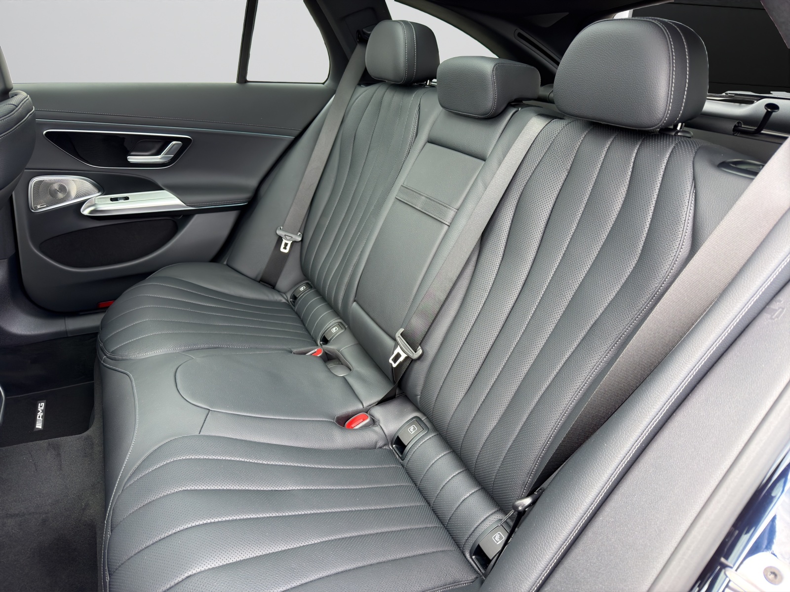 MERCEDES-BENZ E 450 d T 4Matic 9G-Tronic-image-15