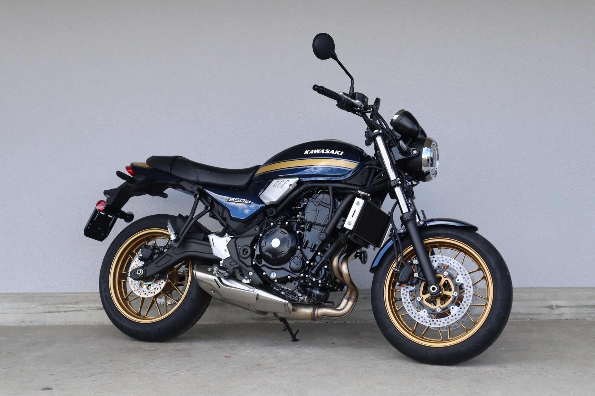KAWASAKI Z 650 RS-image-1