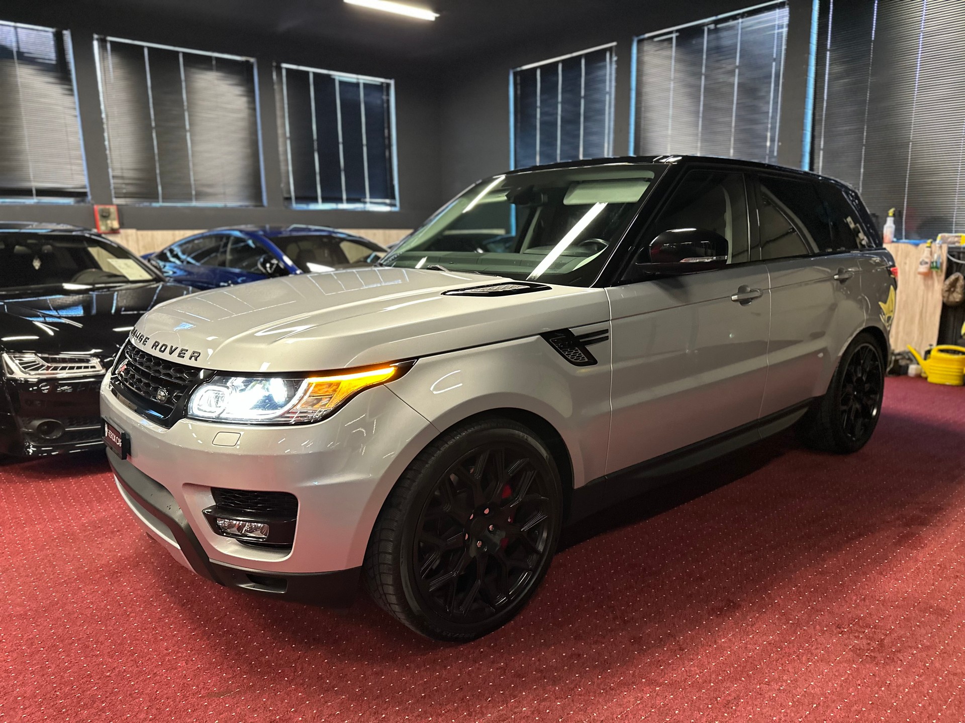 LAND ROVER Range Rover Sport 5.0 V8 SC HSE Dynamic / ** Frisch ab MFK & Service 2026 **-image-8