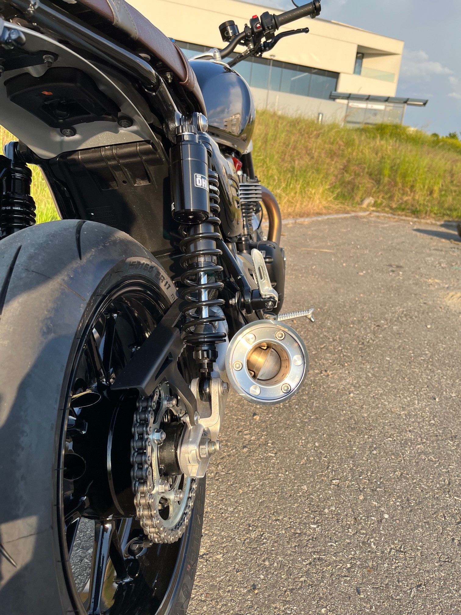 TRIUMPH Speed Twin 1200-image-3
